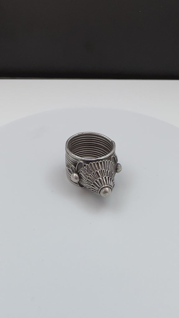 Antique Silver Crown Ring from The Golden Triangle, South-East Asia (Myanmar, Thailand or Laos)