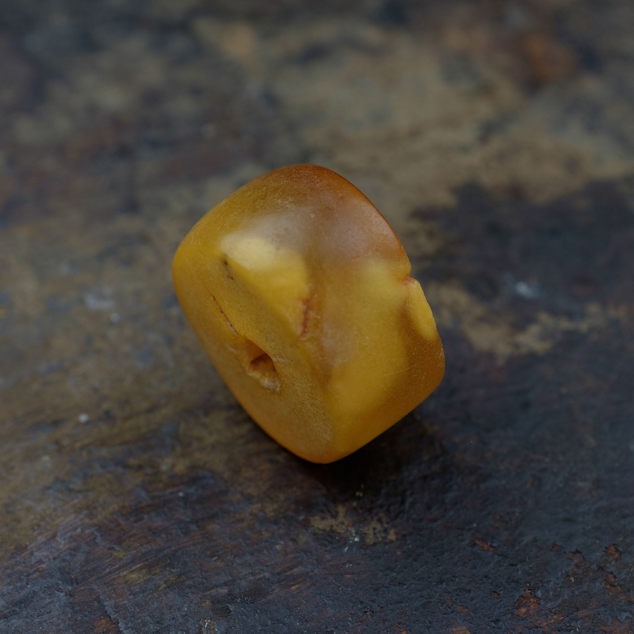 Antique Genuine Natural Baltic Amber Bead (5.5g) 