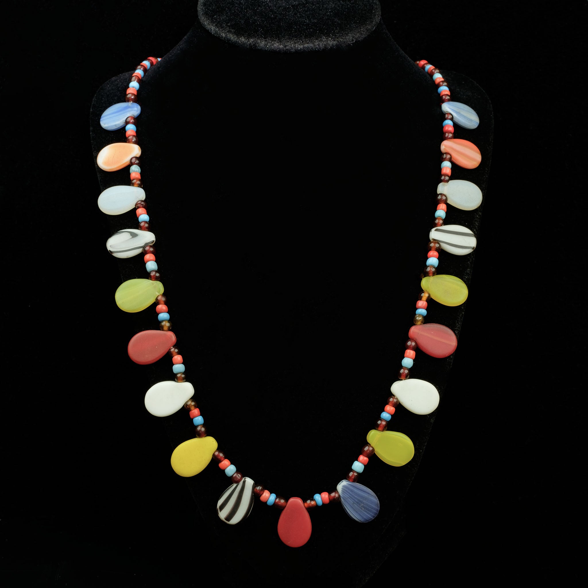 Bohemian (Czech) Glass Necklace, Mali