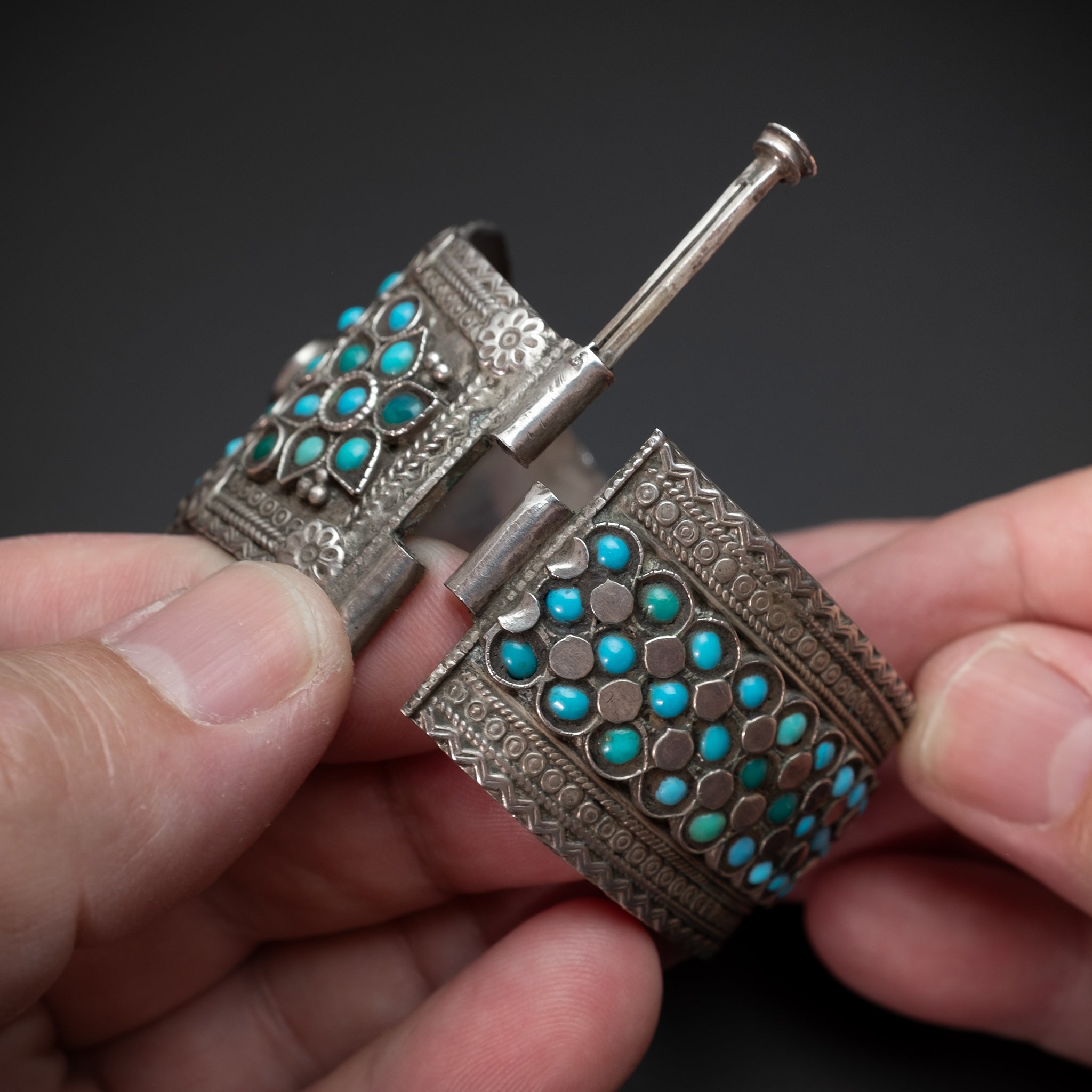 Rare Vintage Silver Hinged Bracelet, Bukhara, Uzbekistan