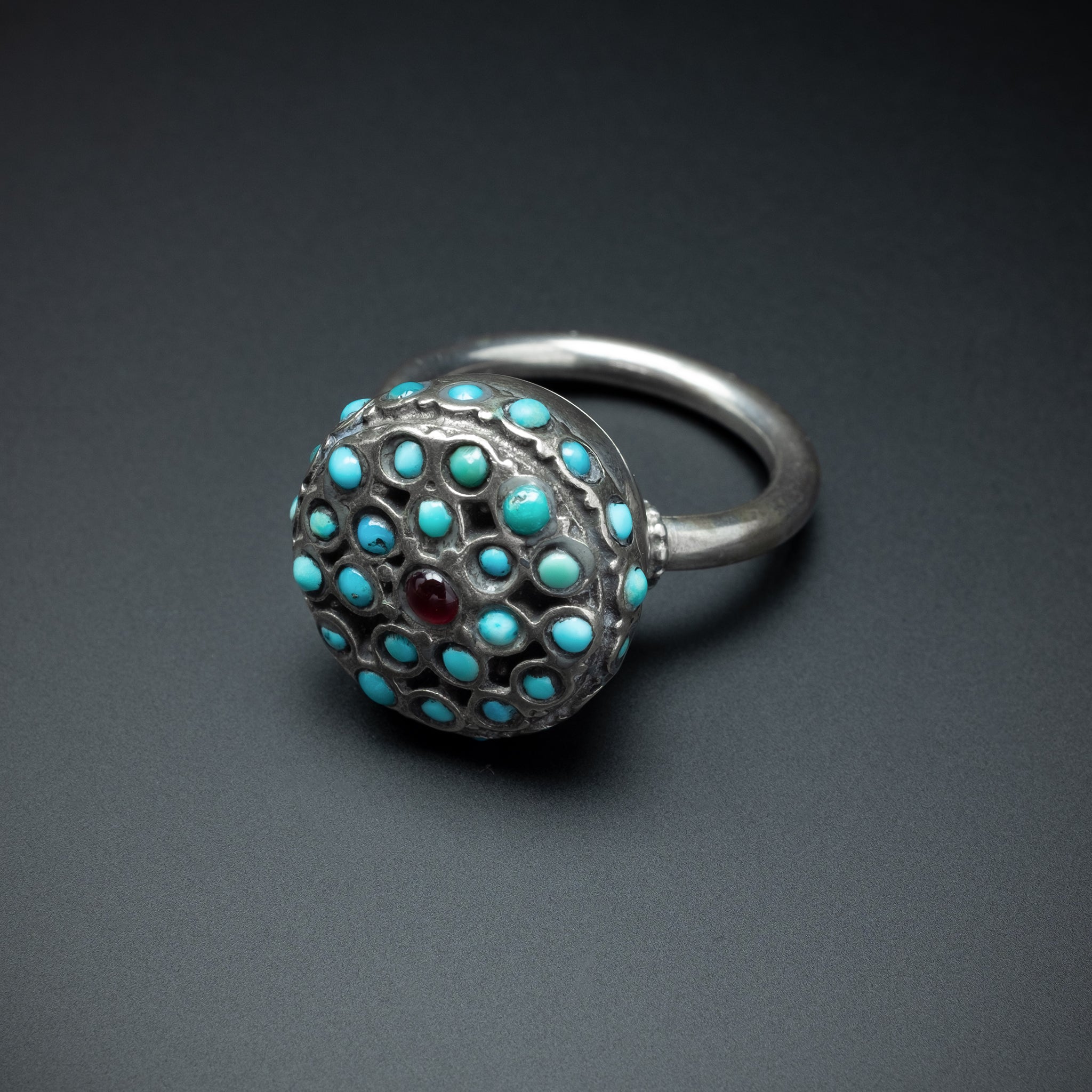 Vintage Silver and turquoise Ring