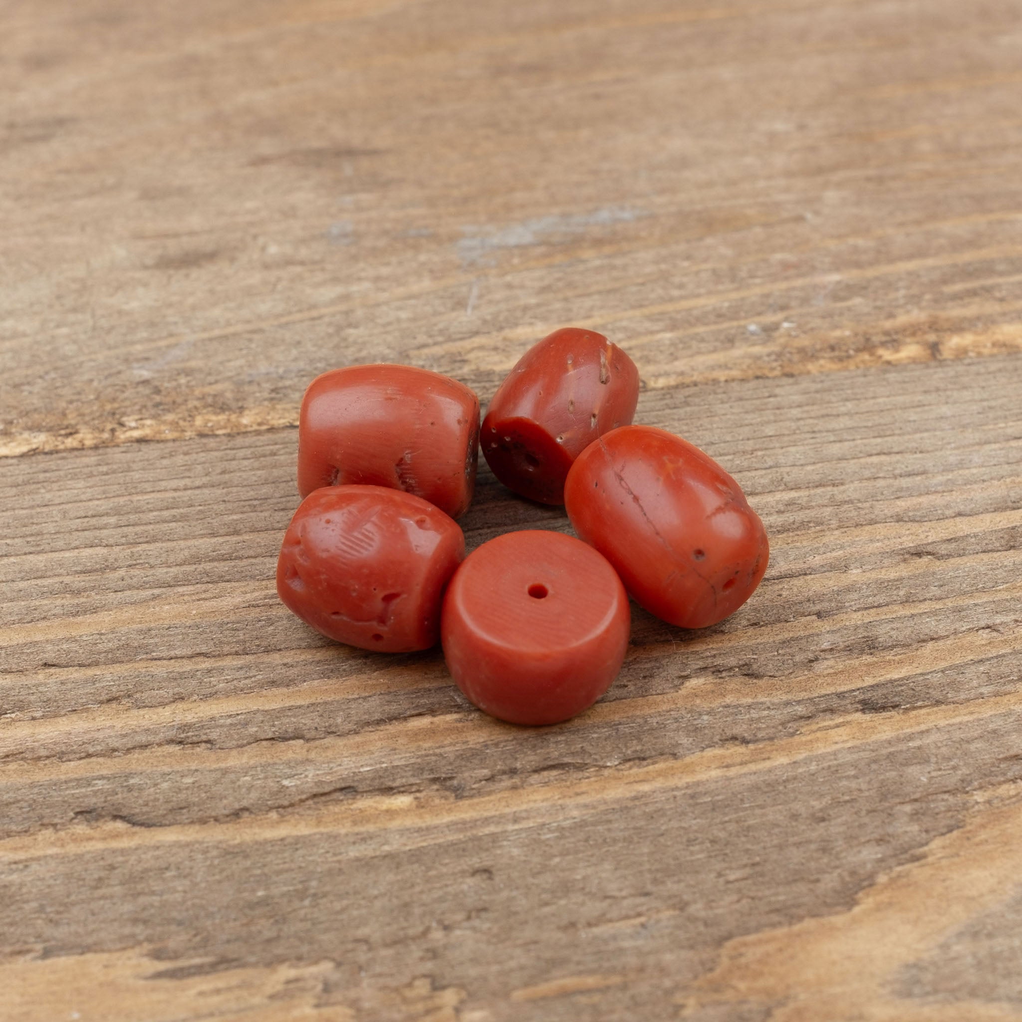 Old Mediterranean Natural Coral Beads -  Strand  8.2g - 珊瑚