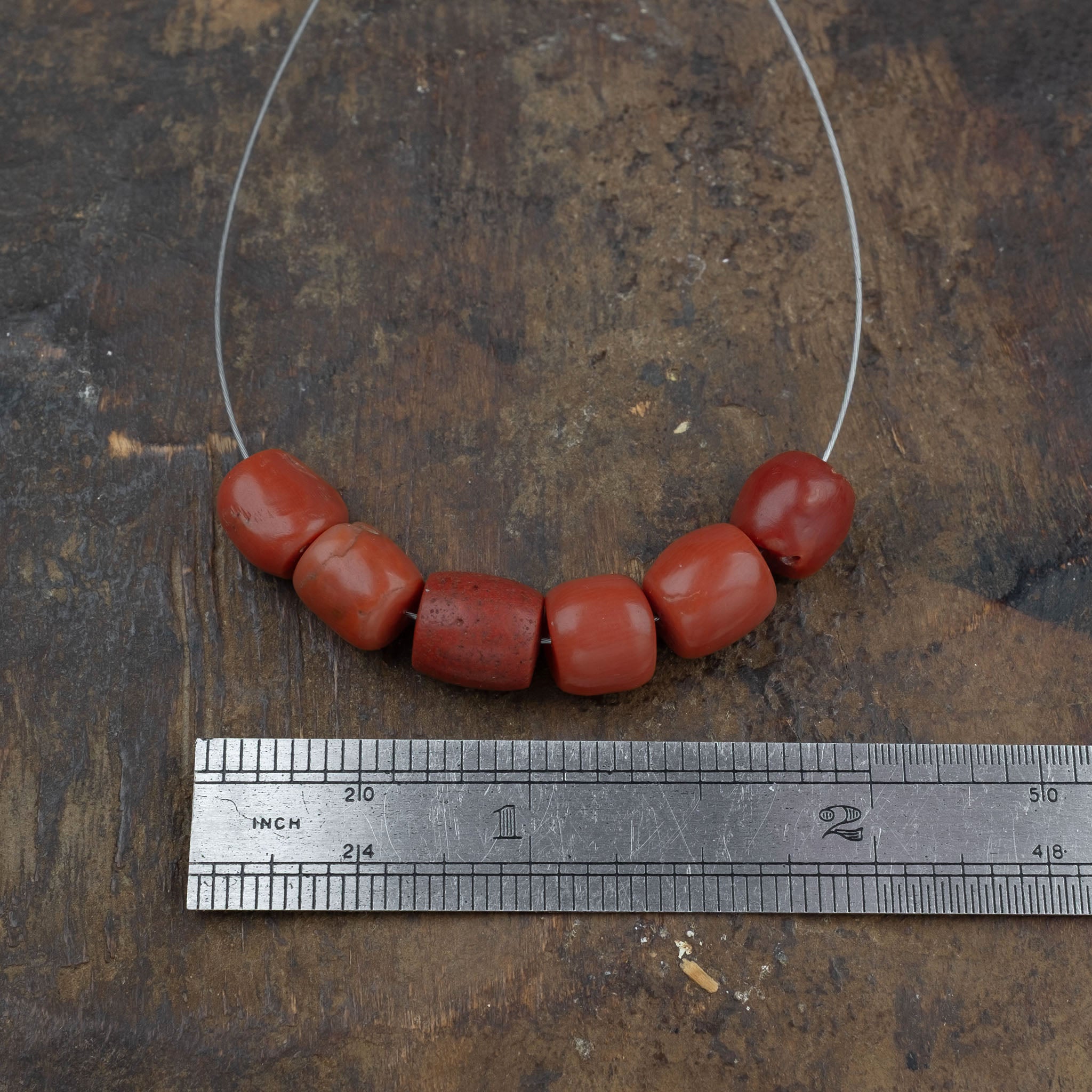 Old Mediterranean Natural Coral Beads -  Strand  5.7 g - 珊瑚