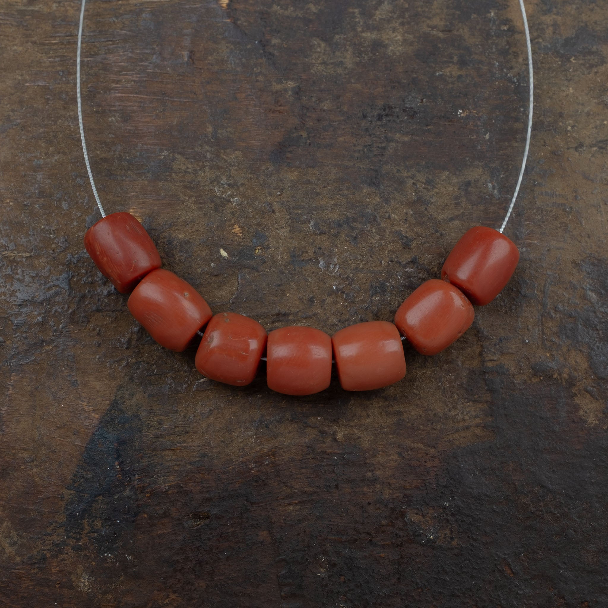 Old Mediterranean Natural Coral Beads -  Strand  8.1g - 珊瑚