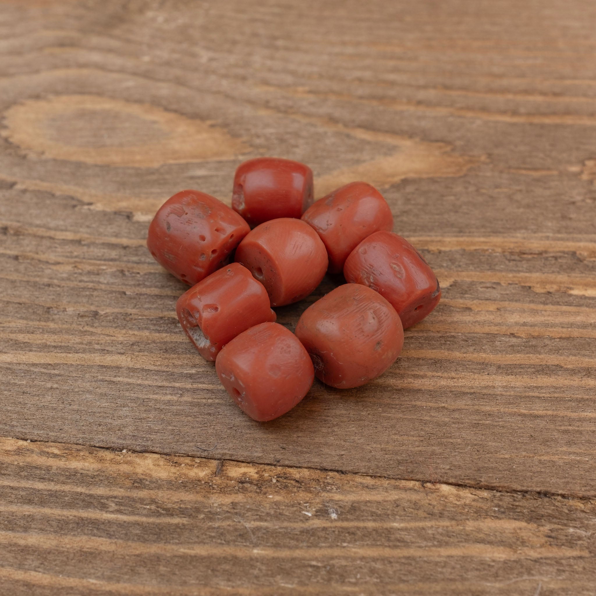 Old Mediterranean Natural Coral Beads -  Strand  10.5g - 珊瑚