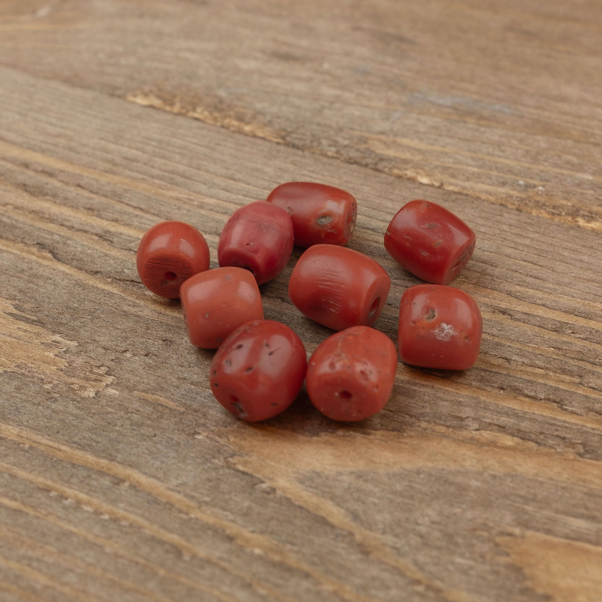 Old Mediterranean Natural Coral Beads -  Strand  8.2 g - 珊瑚