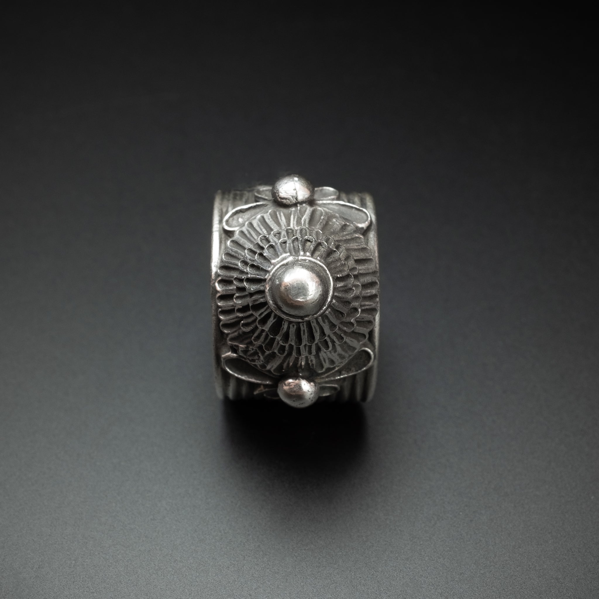 Antique Silver Crown Ring from The Golden Triangle, South-East Asia (Myanmar, Thailand or Laos)