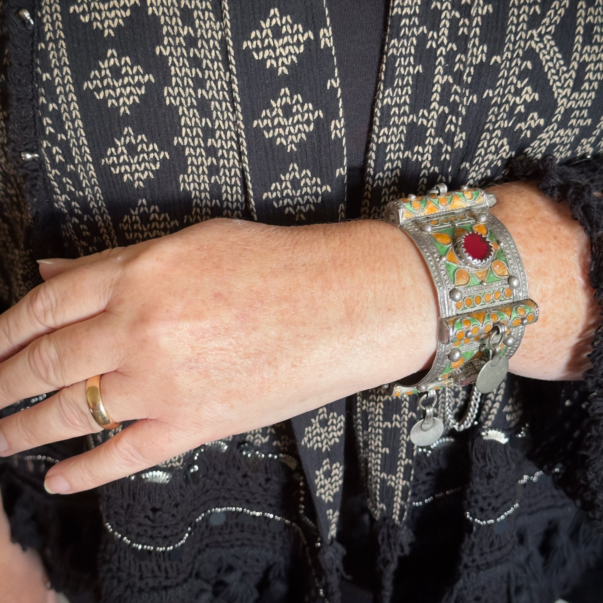 Vintage Moroccan Silver & Enamel Hinged Bracelet
