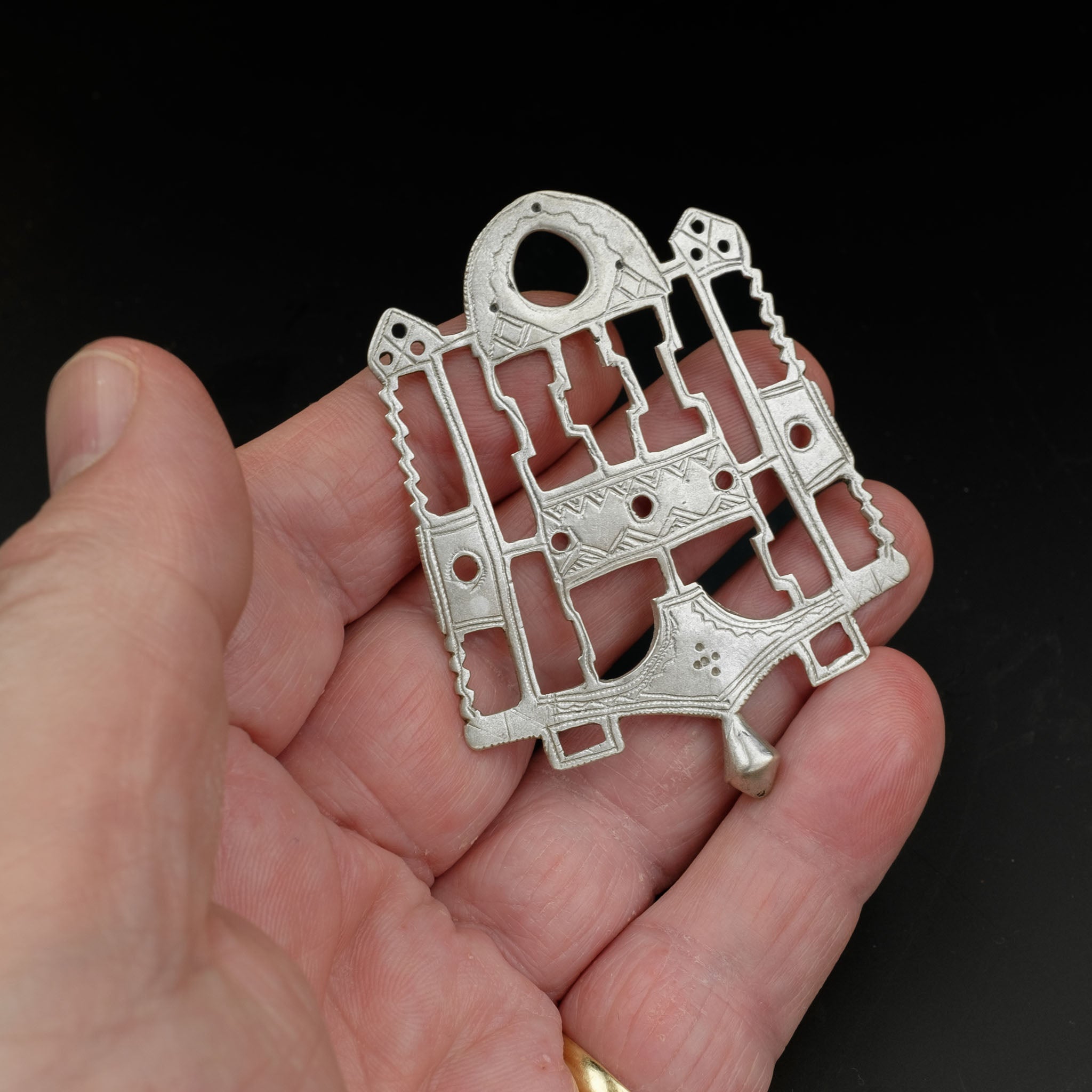 Vintage Tuareg ‘Bella’ Pendant Amulet, Niger