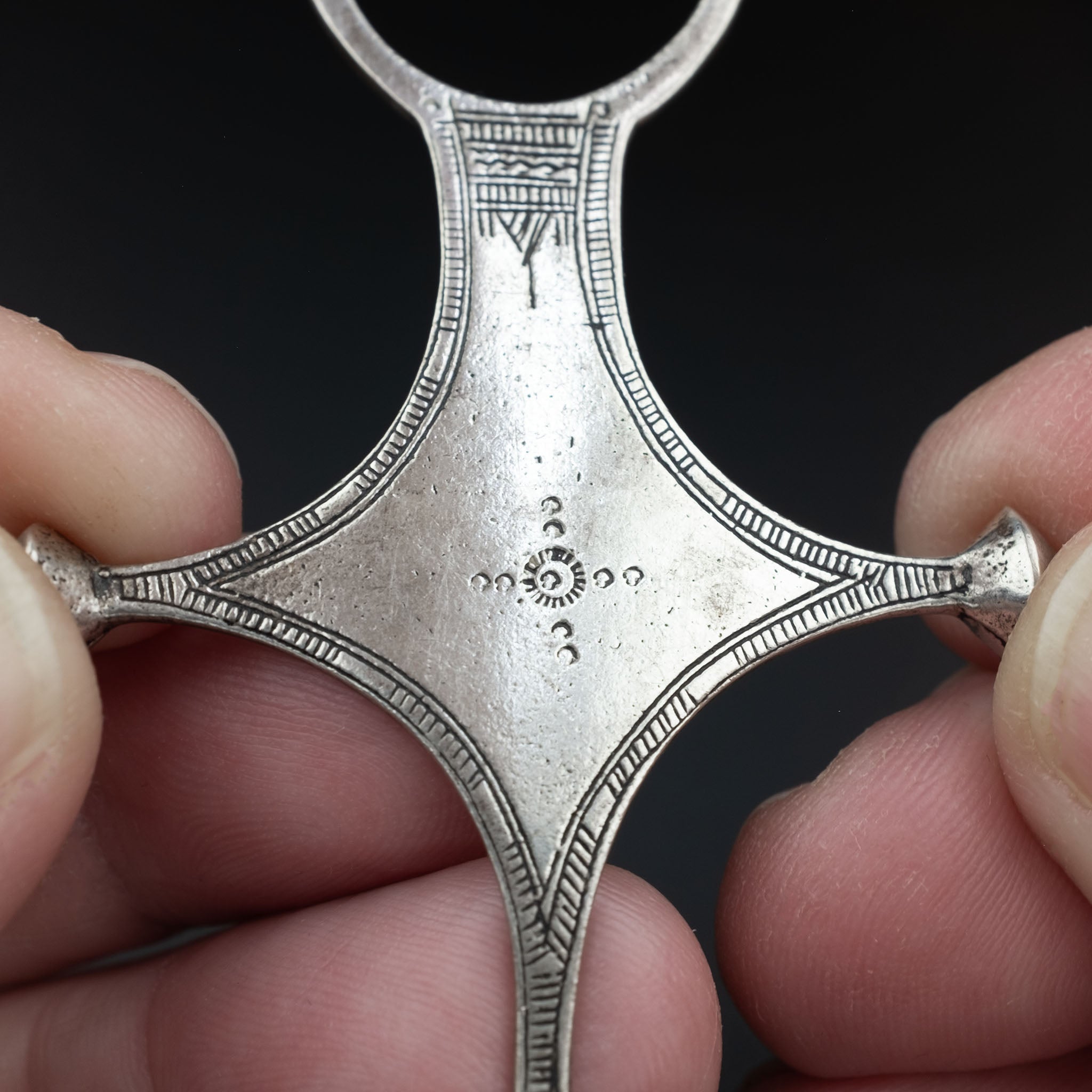 Vintage Silver Tuareg Cross of Agadez | Vintage Ethnic Jewellery Vintage Silver Tuareg Cross of Agadez | Vintage Ethnic Jewellery