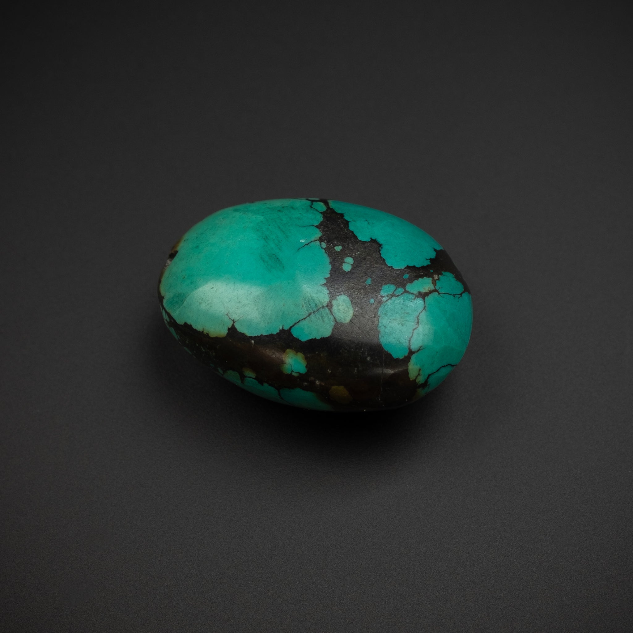 Antique Tibetan Turquoise Bead (11.1 g)