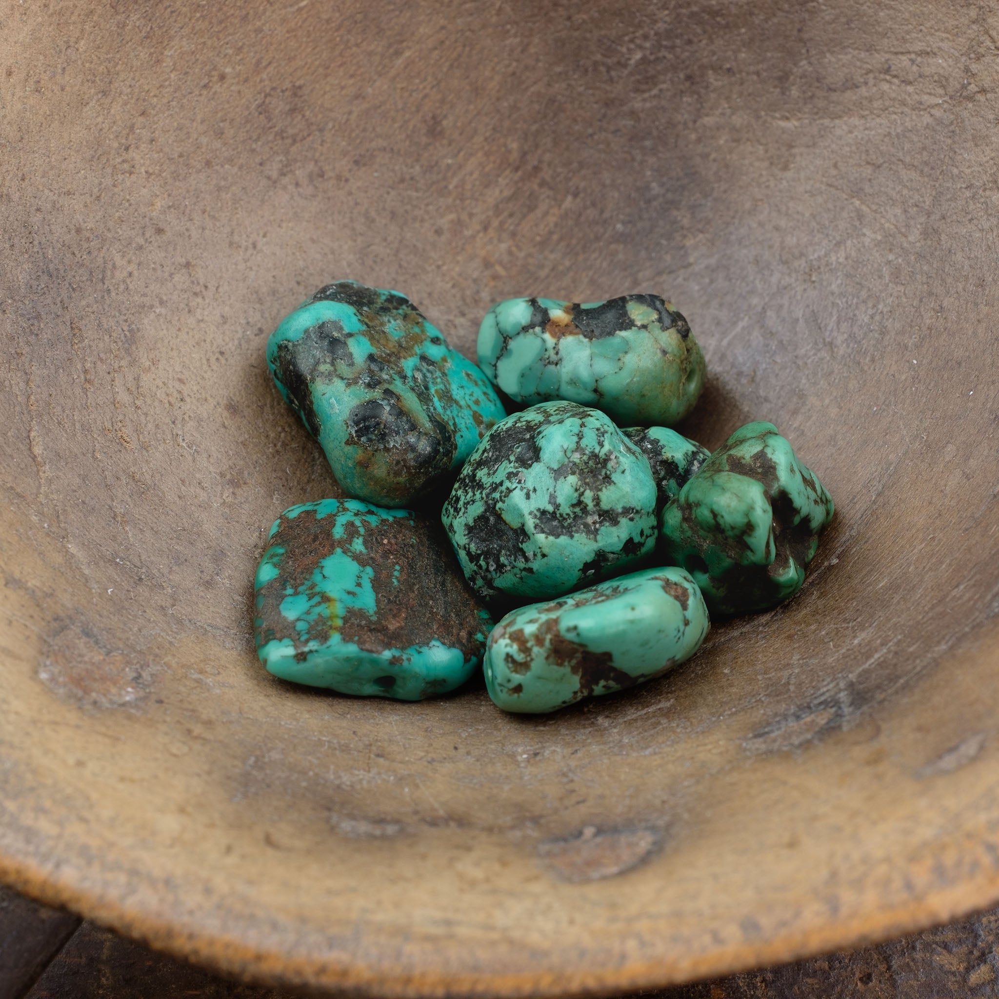 Collection of 6 x Antique Tibetan Turquoise Beads (19.3 g)