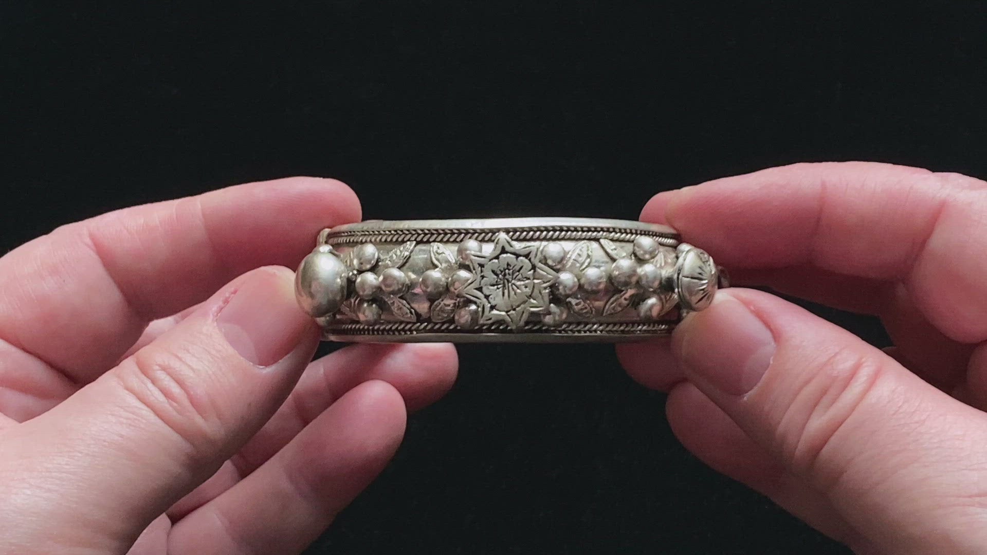 Vintage Silver Mizam Bracelet | Vintage Ethnic Jewellery