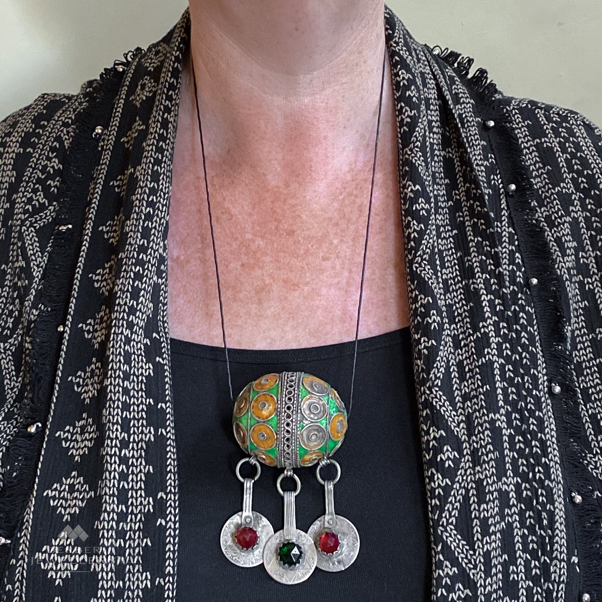 Old Silver Enamelled Tagemout from Morocco | Vintage Ethnic Jewellery