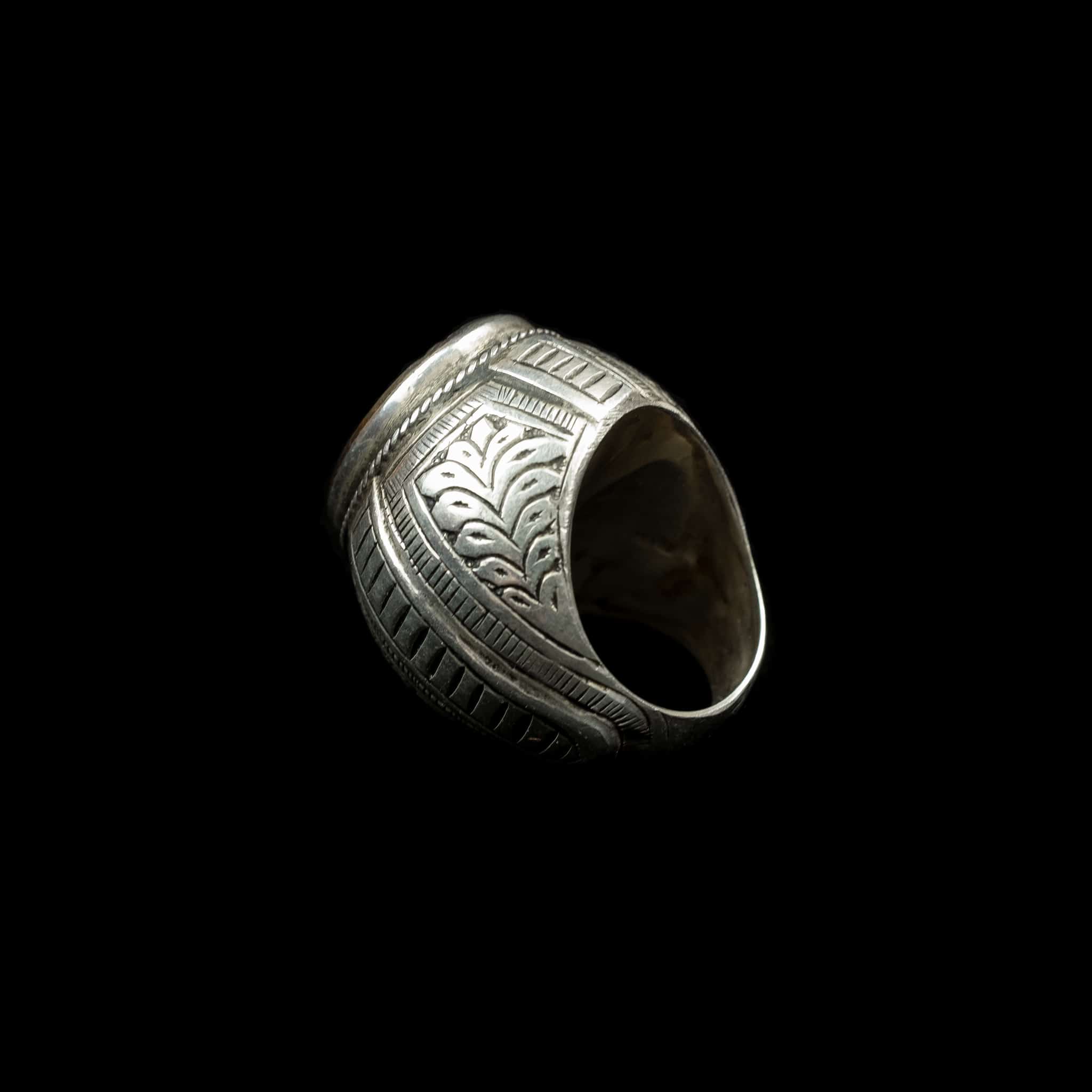 Vintage Intaglio Ring from Afghanistan | Vintage Ethnic Jewellery