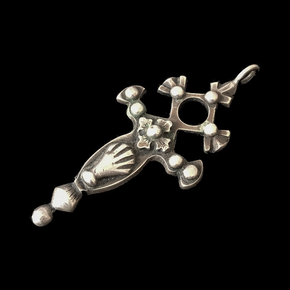 Silver Tuareg cross of Agadez with khamsa