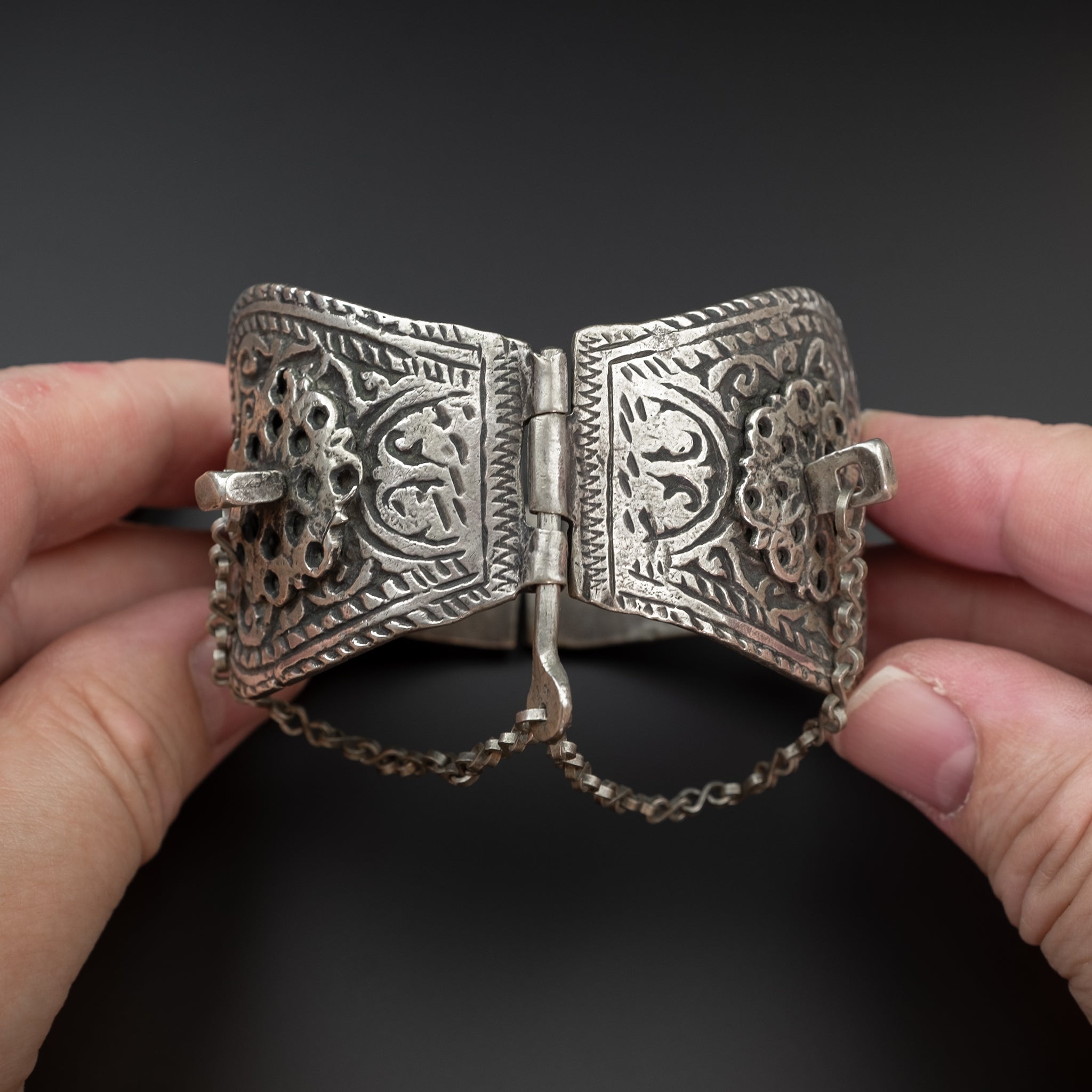 Antique Silver Berber Anklet/Bracelet from Meknès, Morocco