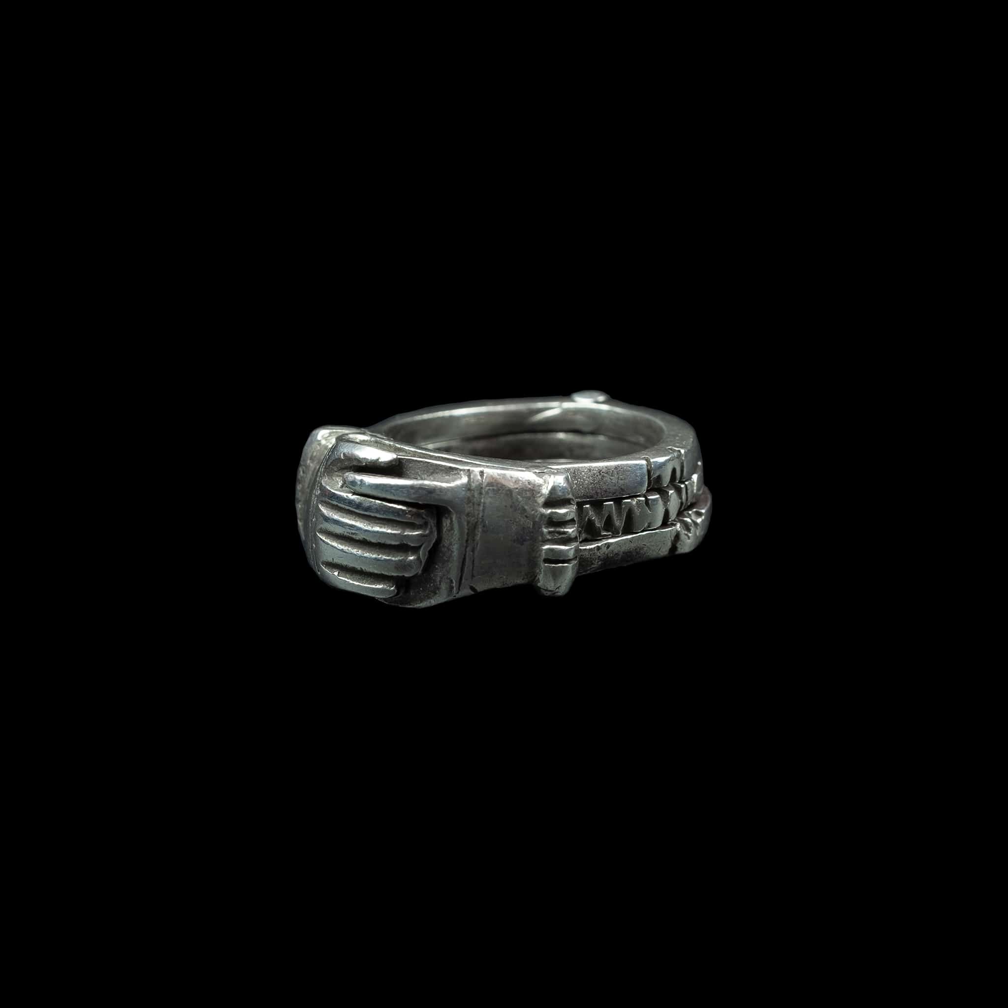 Silver Amazigh (Berber) eternity ring