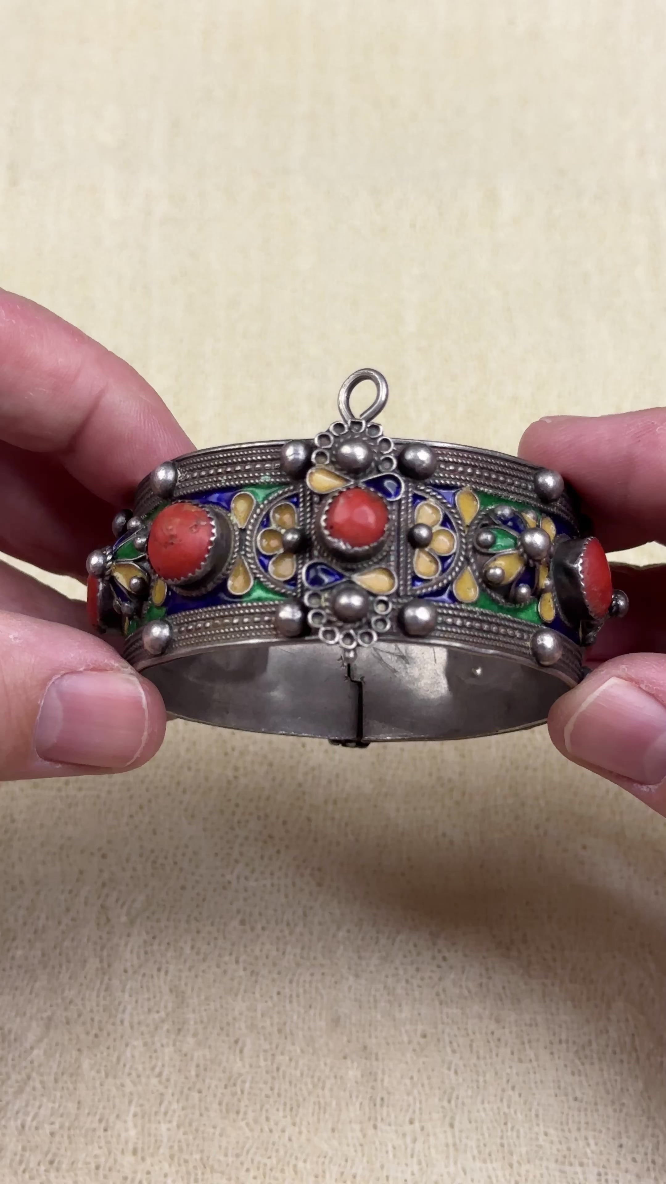 Proantic: Kabyle Berber Cuff Bracelet In Enameled Silver & Silver Earl