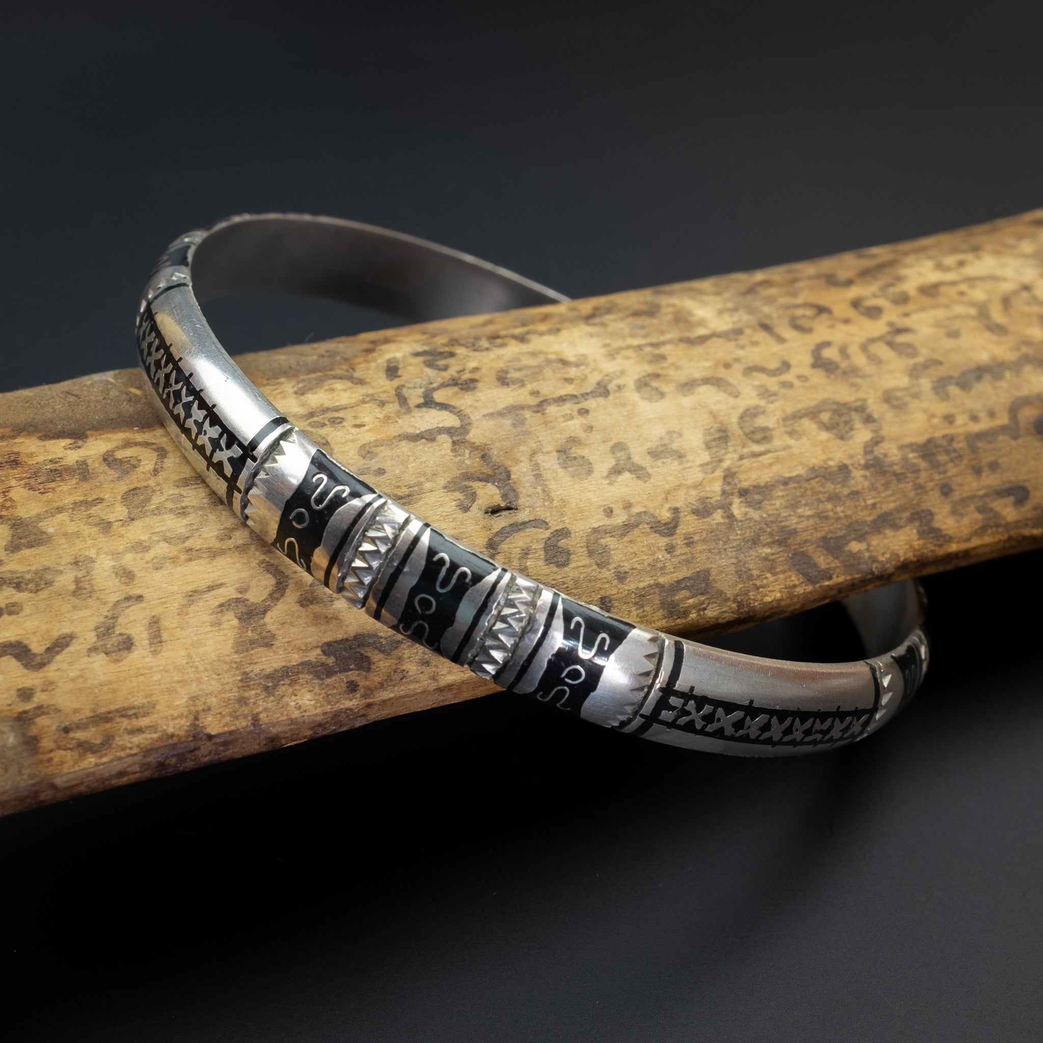 Silver Saharan bangle bracelet, Guelmim, Morocco