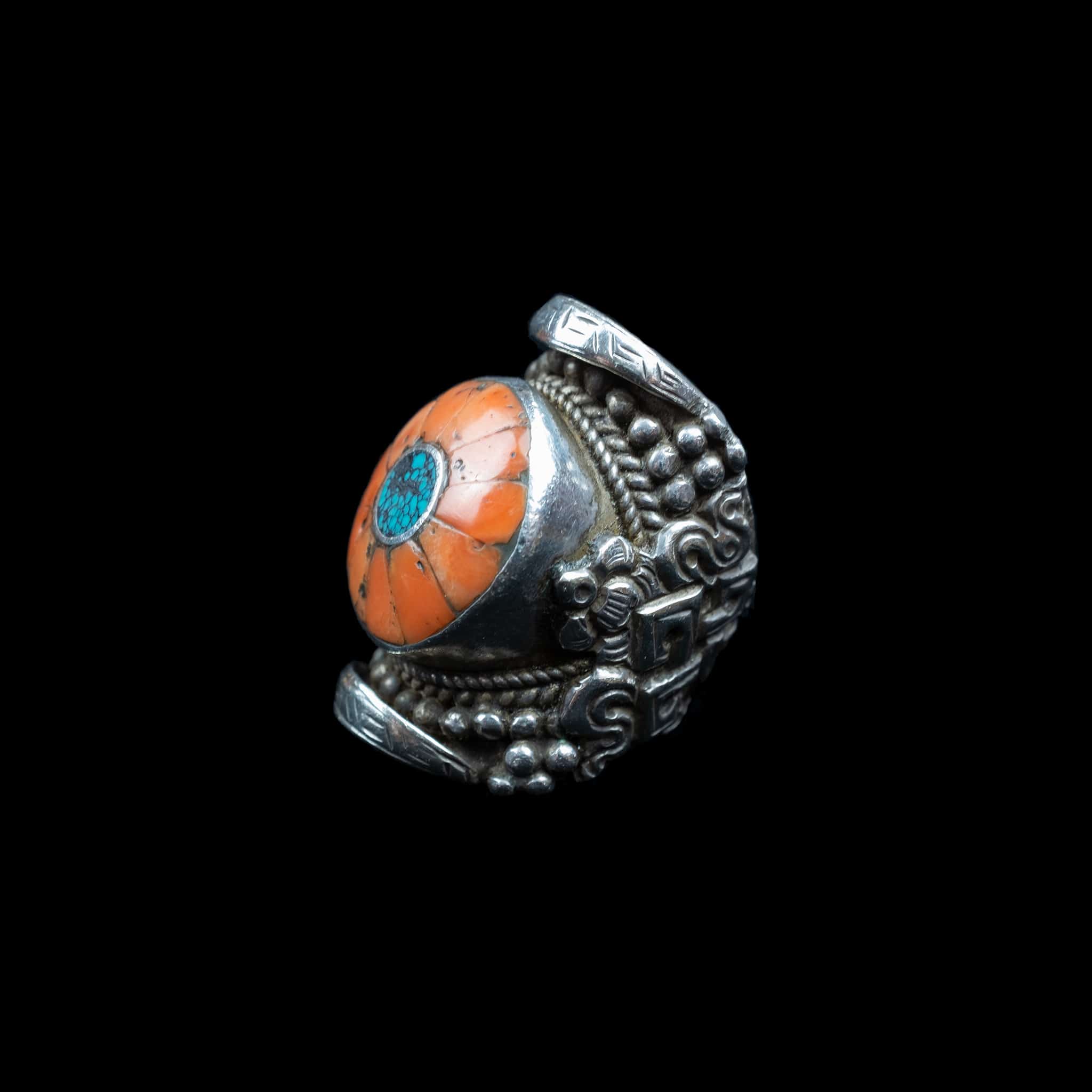 Vintage Himalayan Silver Saddle Ring