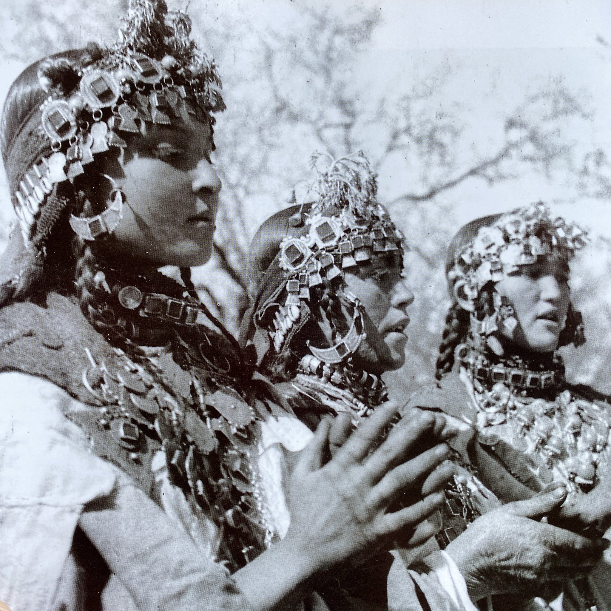 Traditional Antique Amazigh (Berber) Headdress, Ida ou Nadif, Morocco with matching Earrings/Temporals – RARE