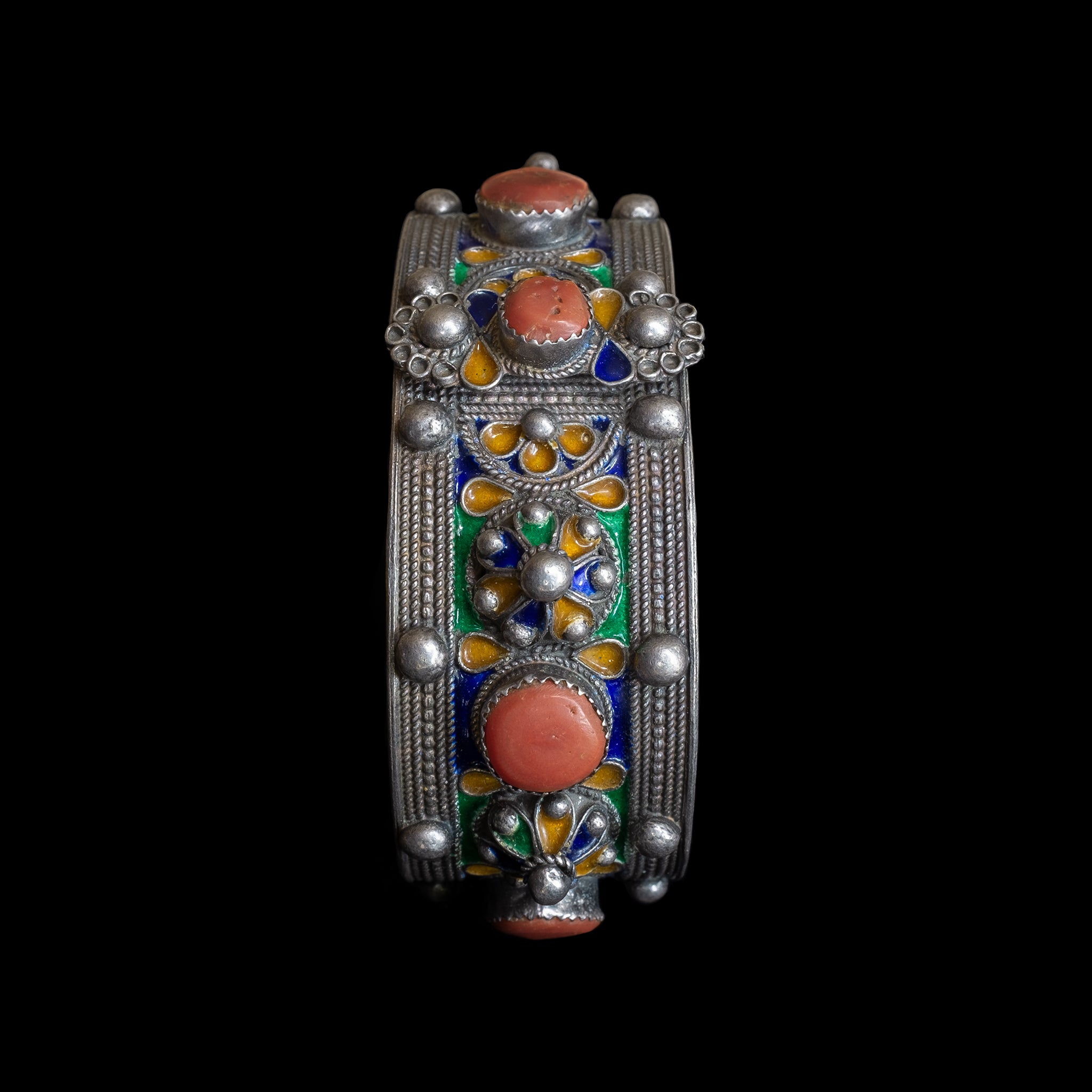 Bracelet kabyle avec des pendentifs strass en acier inoxydable Glam Chic |  Paris Fashion Shops
