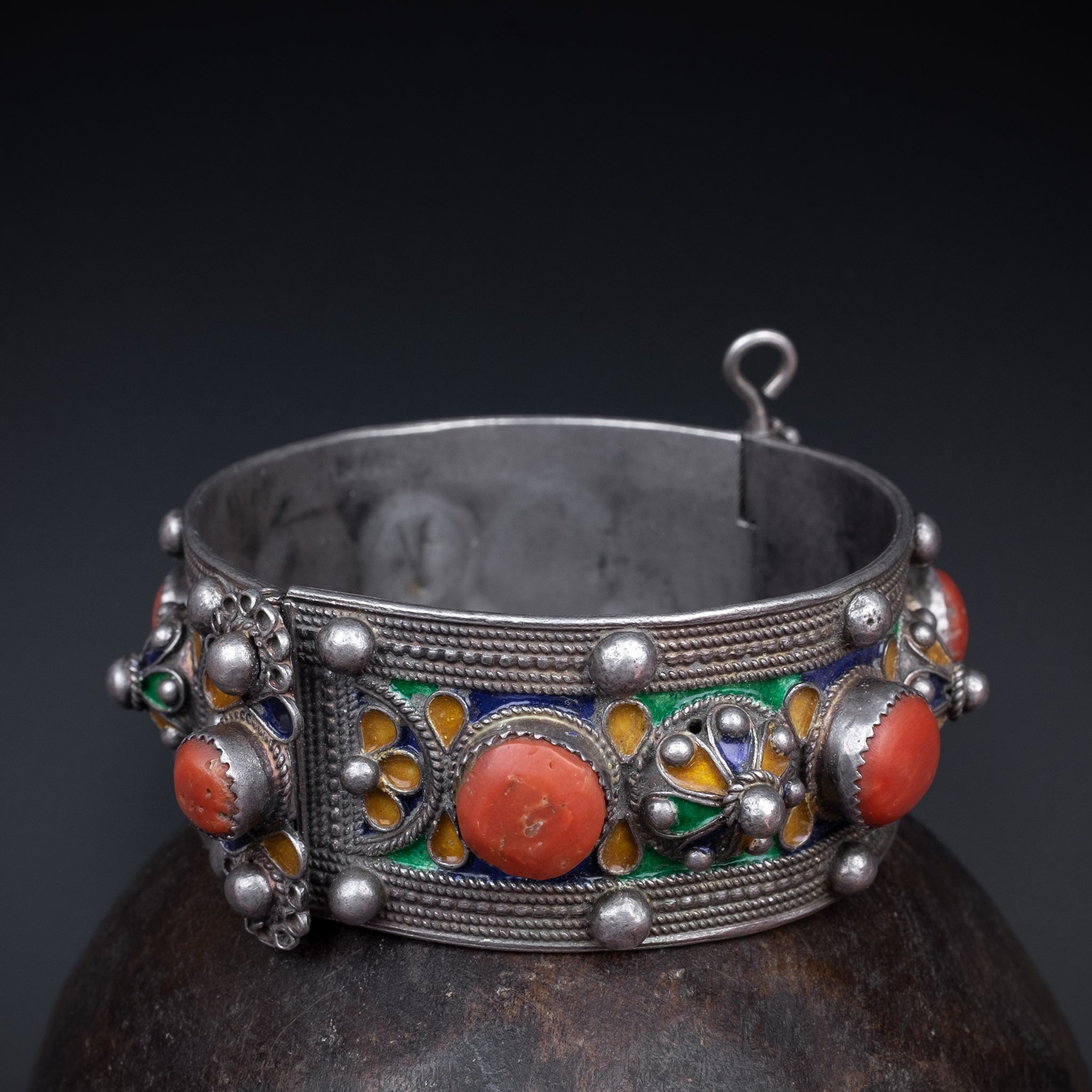 Bracelets en corail véritable sur Bracelets en corail véritable sur