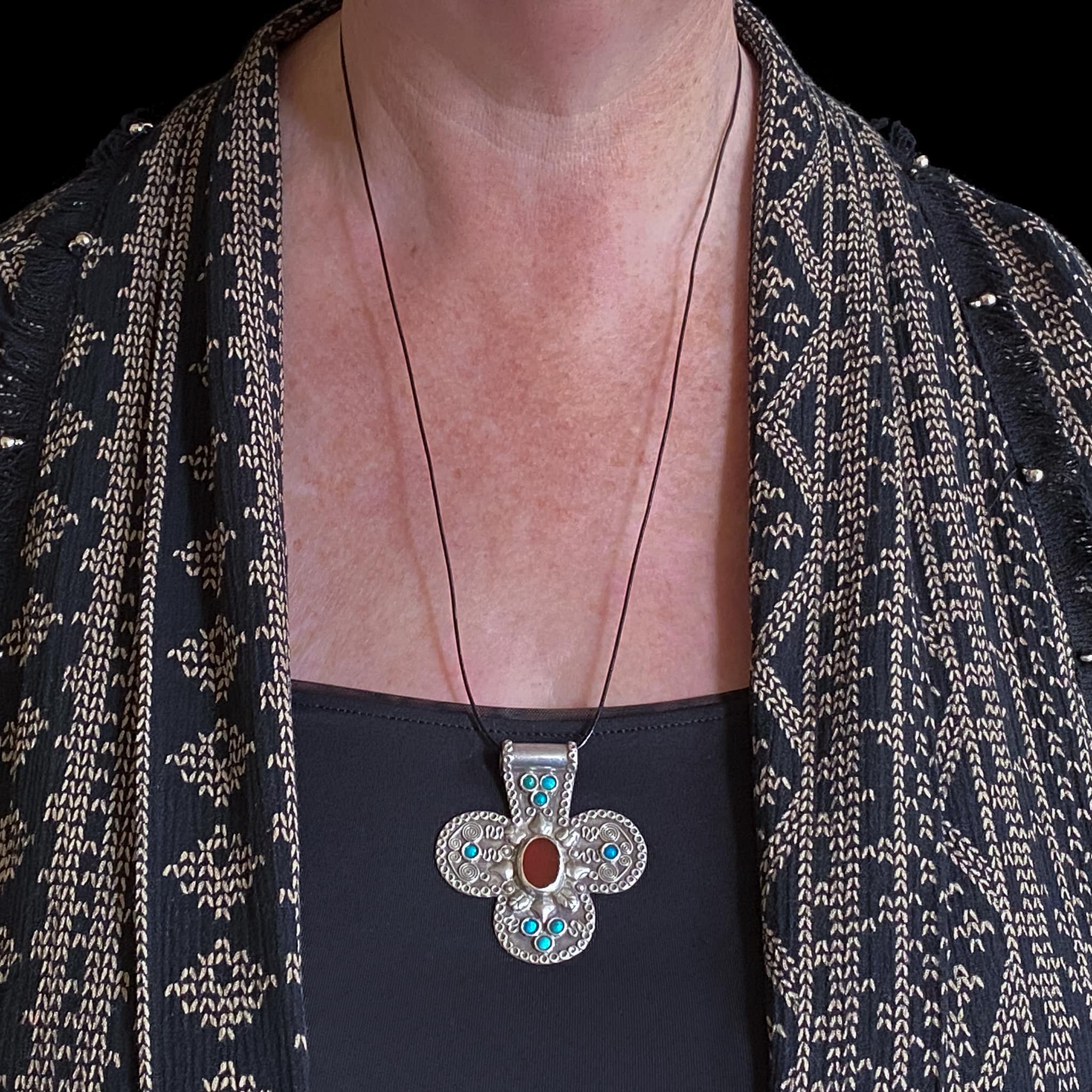 Silver 'Foulet' Hamsa made in Kazakhstan | Vintage Ethnic Jewellery