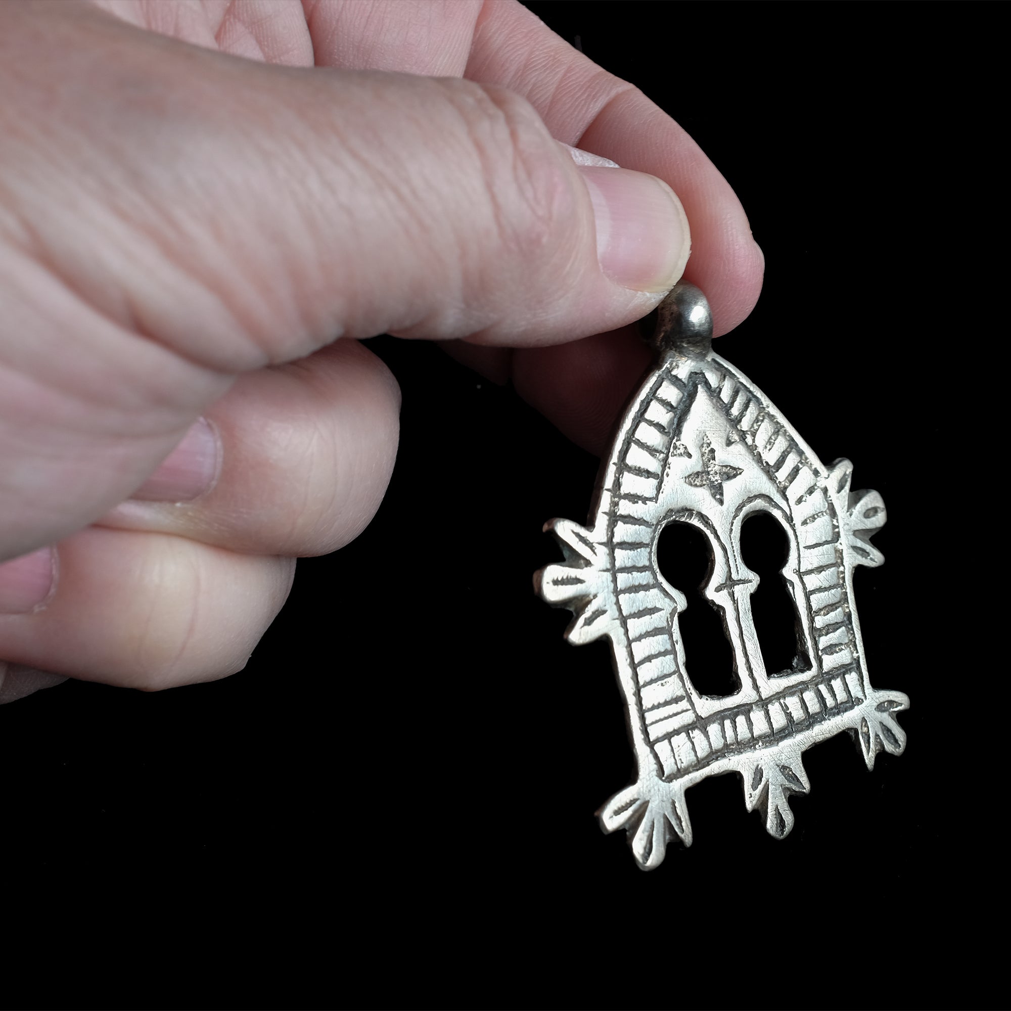 Vintage silver 'Gates of Paradise' pendant from Zagora, Morocco