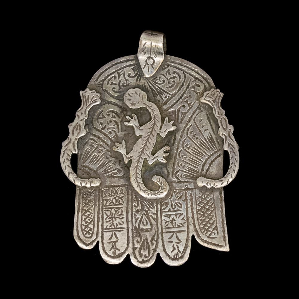 Berber Jewellery | Vintage silver khamsa (hamsa) from Marrakech, Morocco