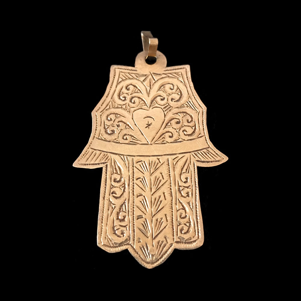 Vintage 18-carat gold khamsa pendant from Morocco