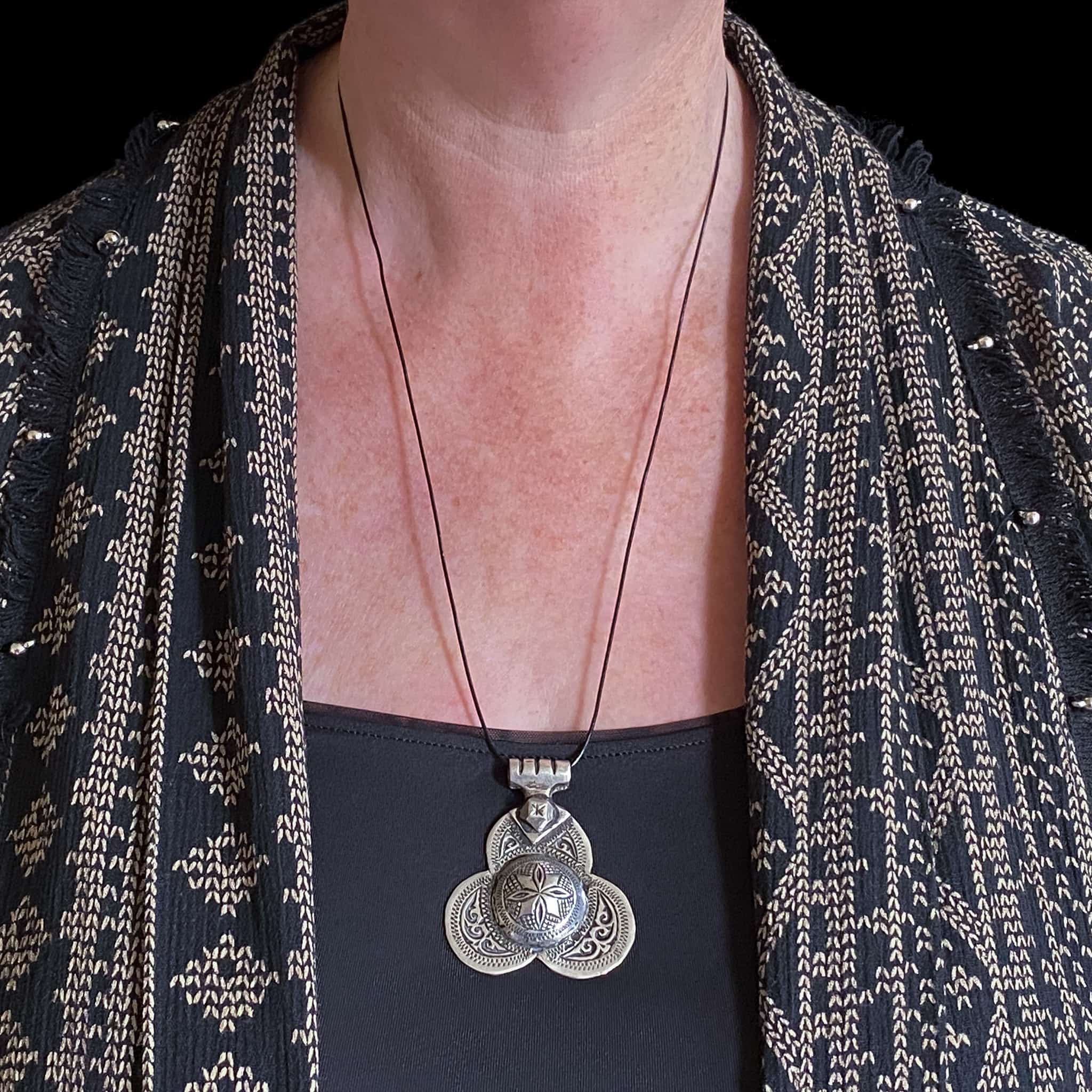 Silver 'Foulet' Hamsa Pendant from Fez | Vintage Ethnic Jewellery
