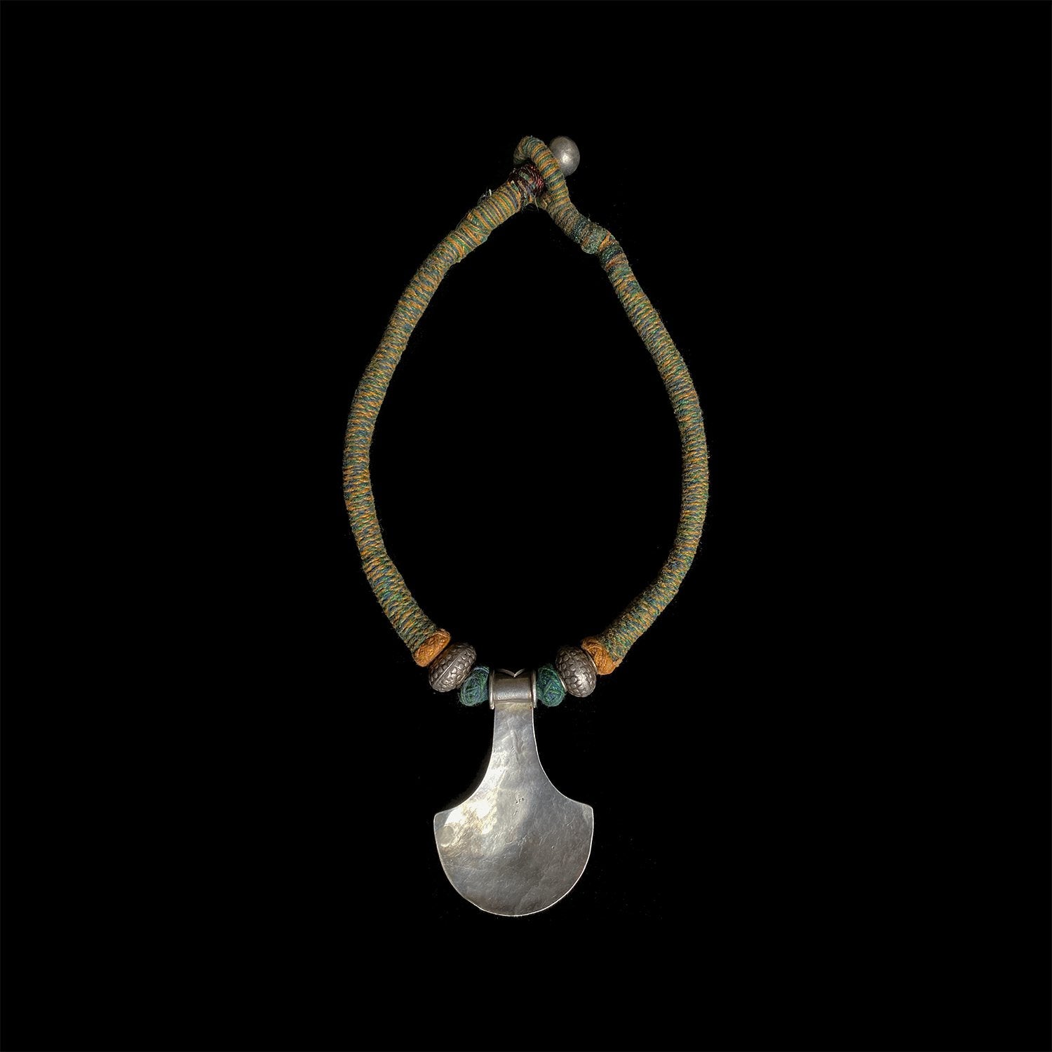 Silver pendant necklace from Jaipur
