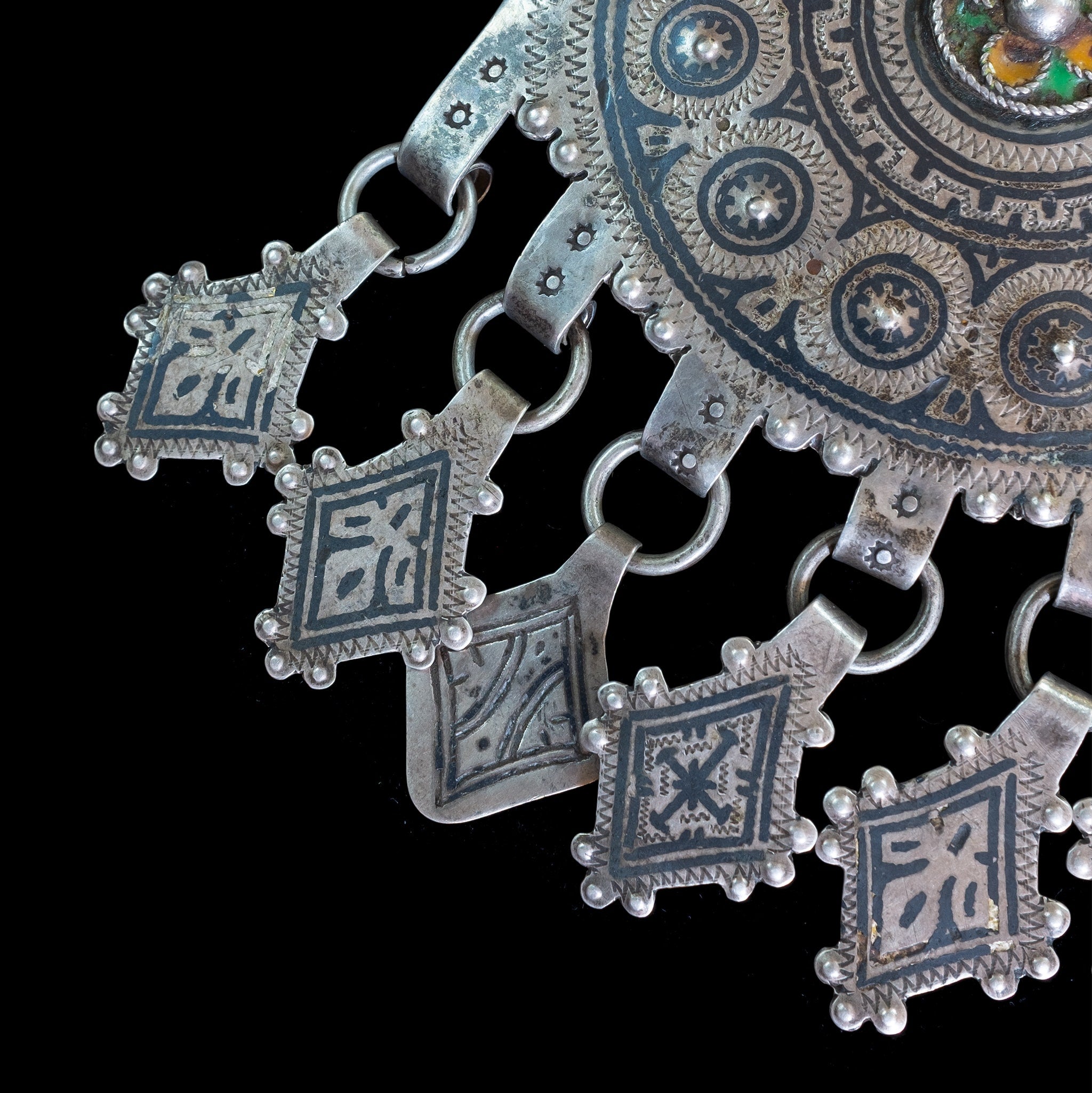 Berber Temporal Adornment | Vintage Ethnic Jewellery