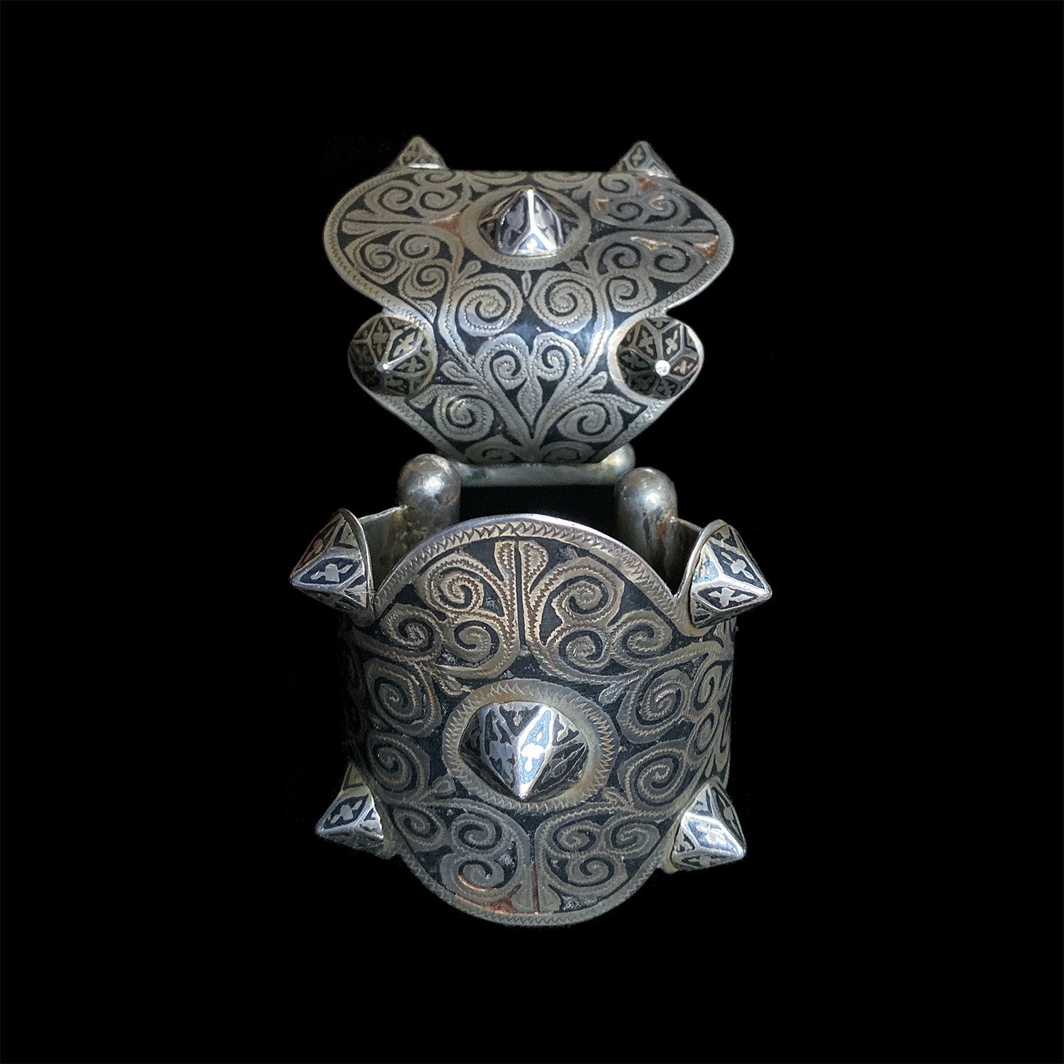 Pair of silver and enamel cuff bracelets from Tiznit