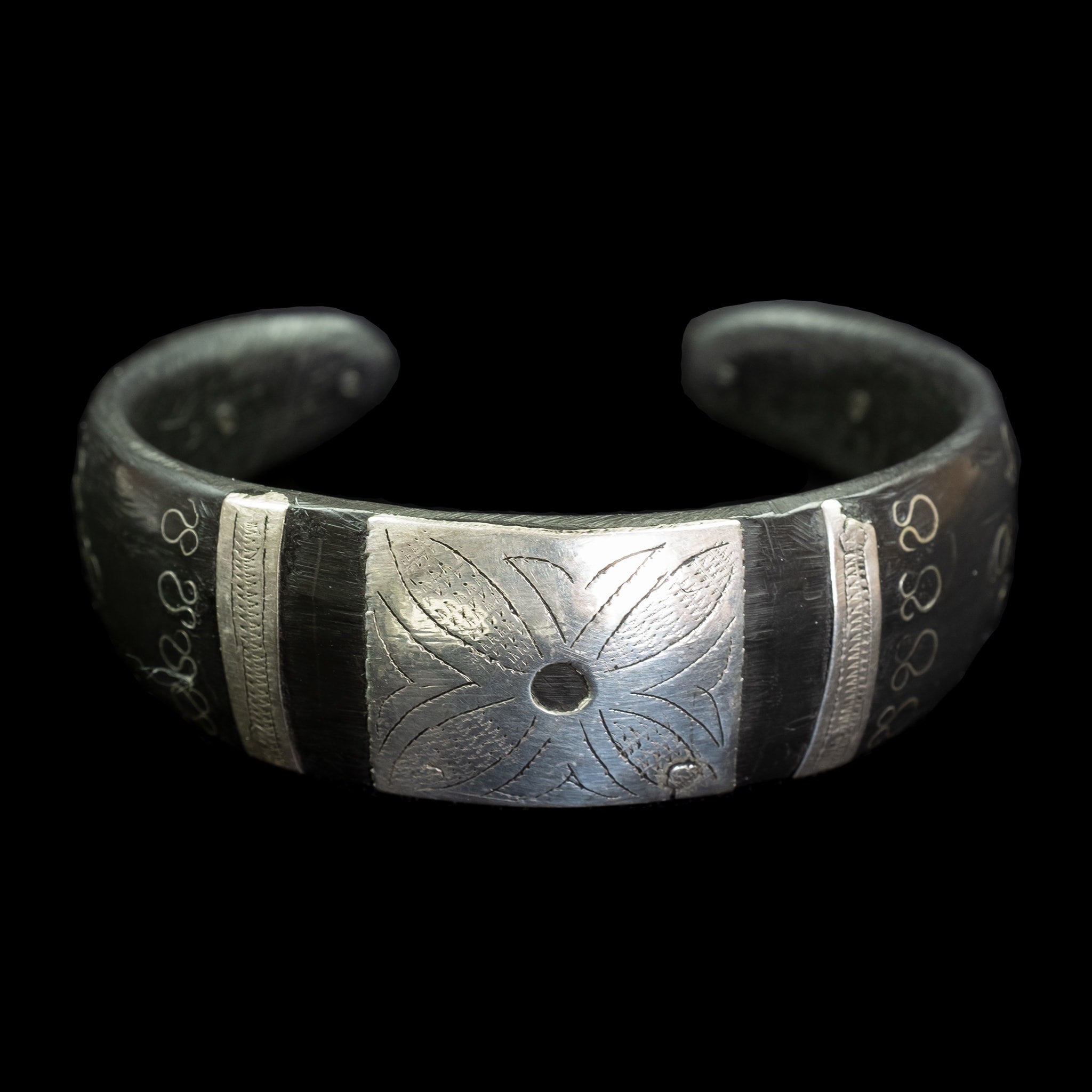 Tuareg Silver Bracelet | Vintage Ethnic Jewellery | Tuareg Jewellery