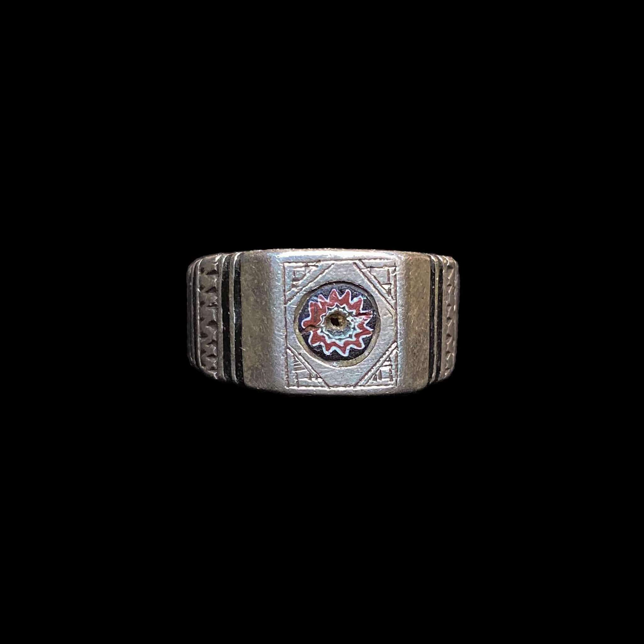 Old Silver Moroccan Berber Ring with Chevron Bead