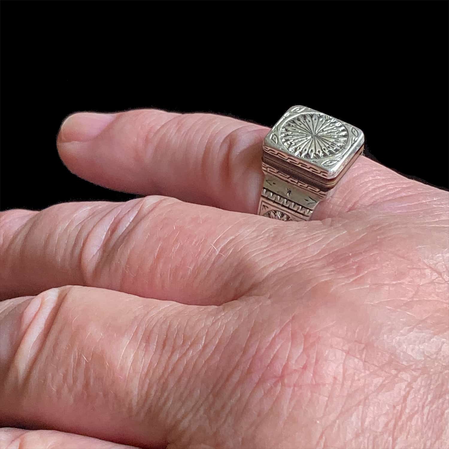 Vintage Silver Tuareg Ring | Vintage Ethnic Jewellery