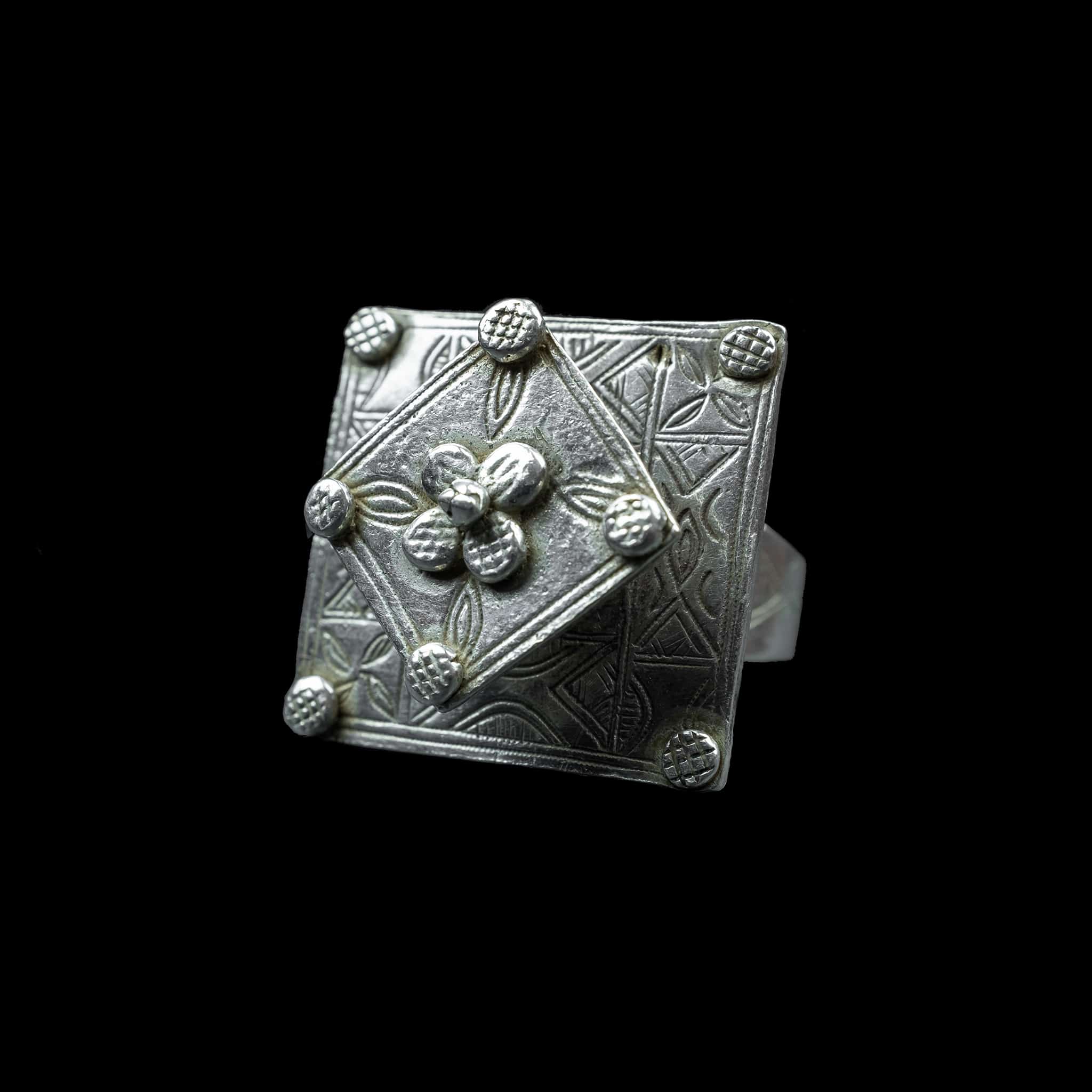 Tuareg silver ring | Vintage Ethnic Jewellery | Berber Jewellery