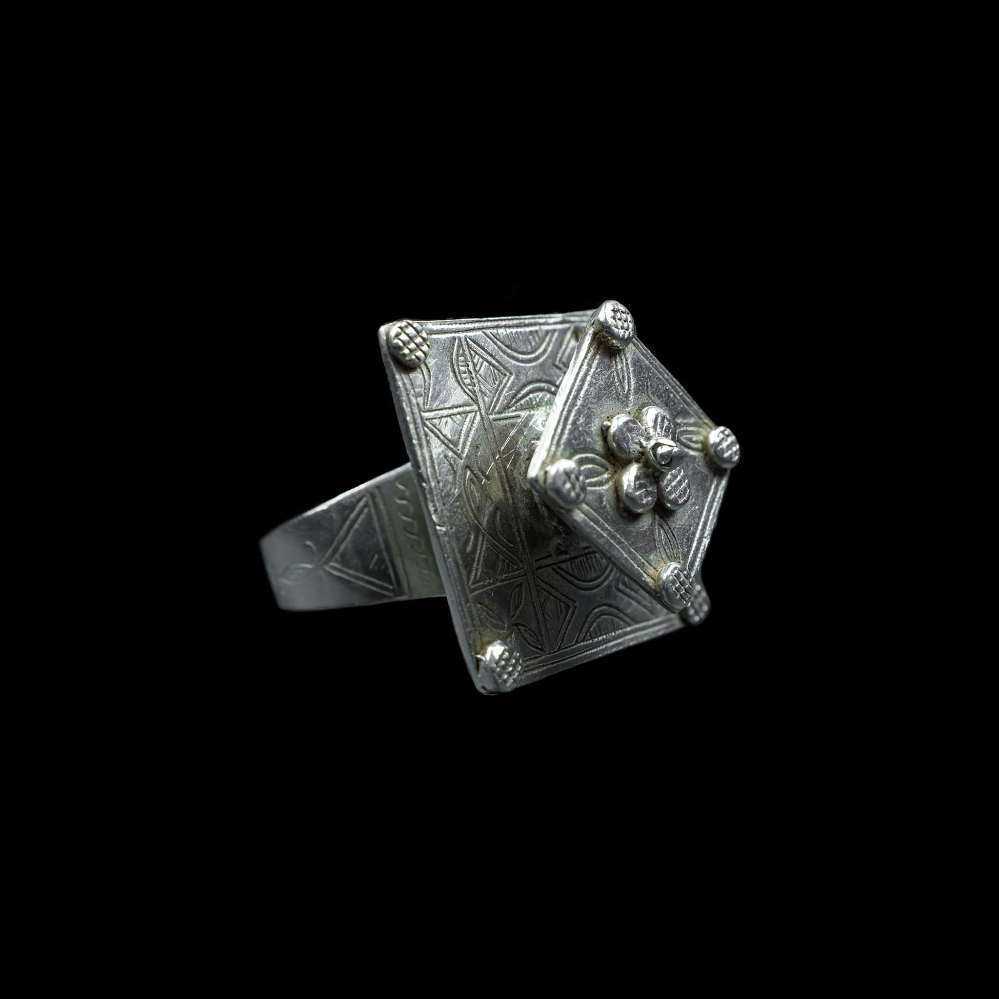 Tuareg silver ring | Vintage Ethnic Jewellery | Berber Jewellery