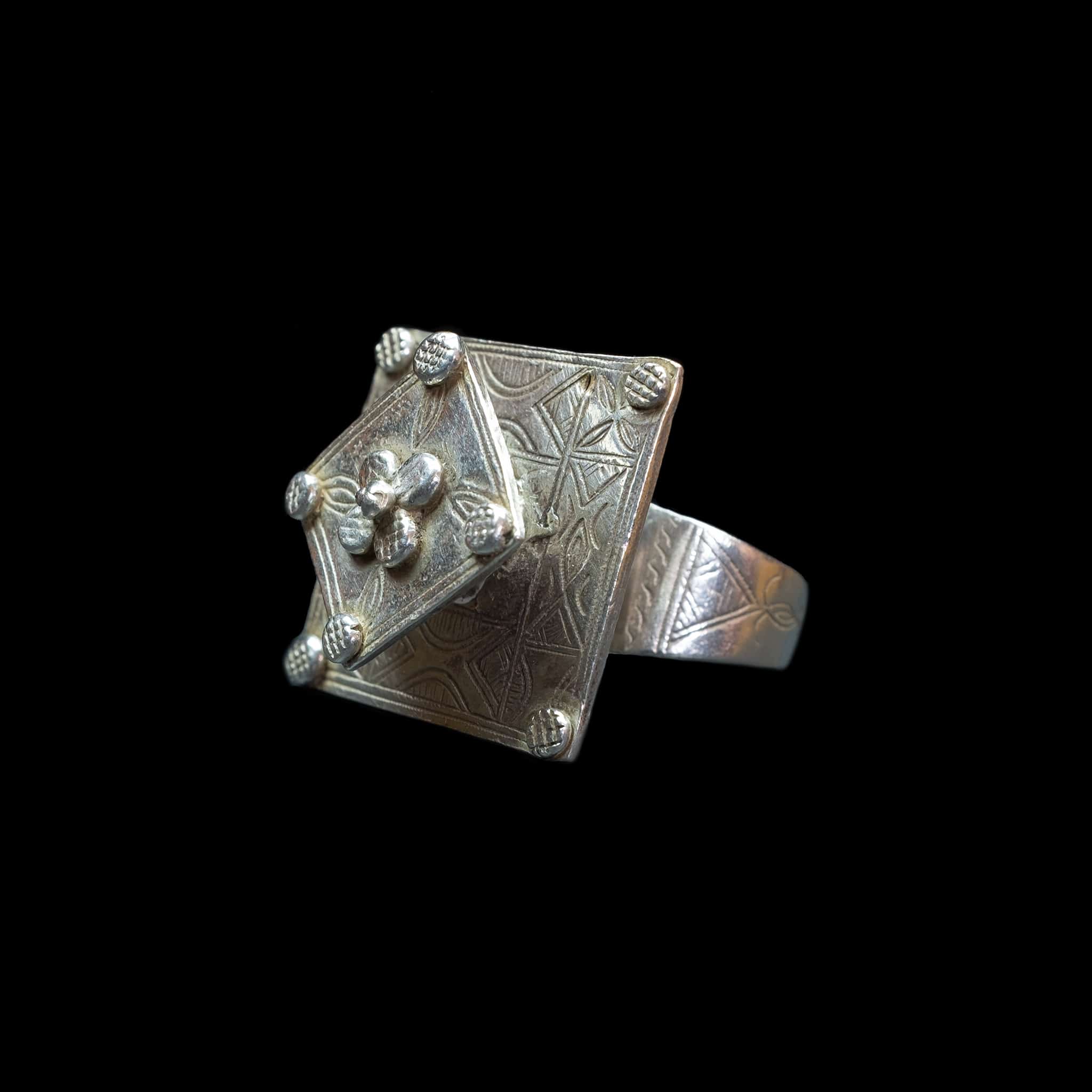 Tuareg silver ring | Vintage Ethnic Jewellery | Berber Jewellery