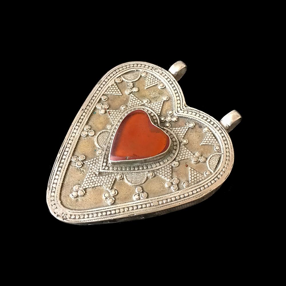 Berber Jewellery | Vintage asyk pendant from Kazakhstan