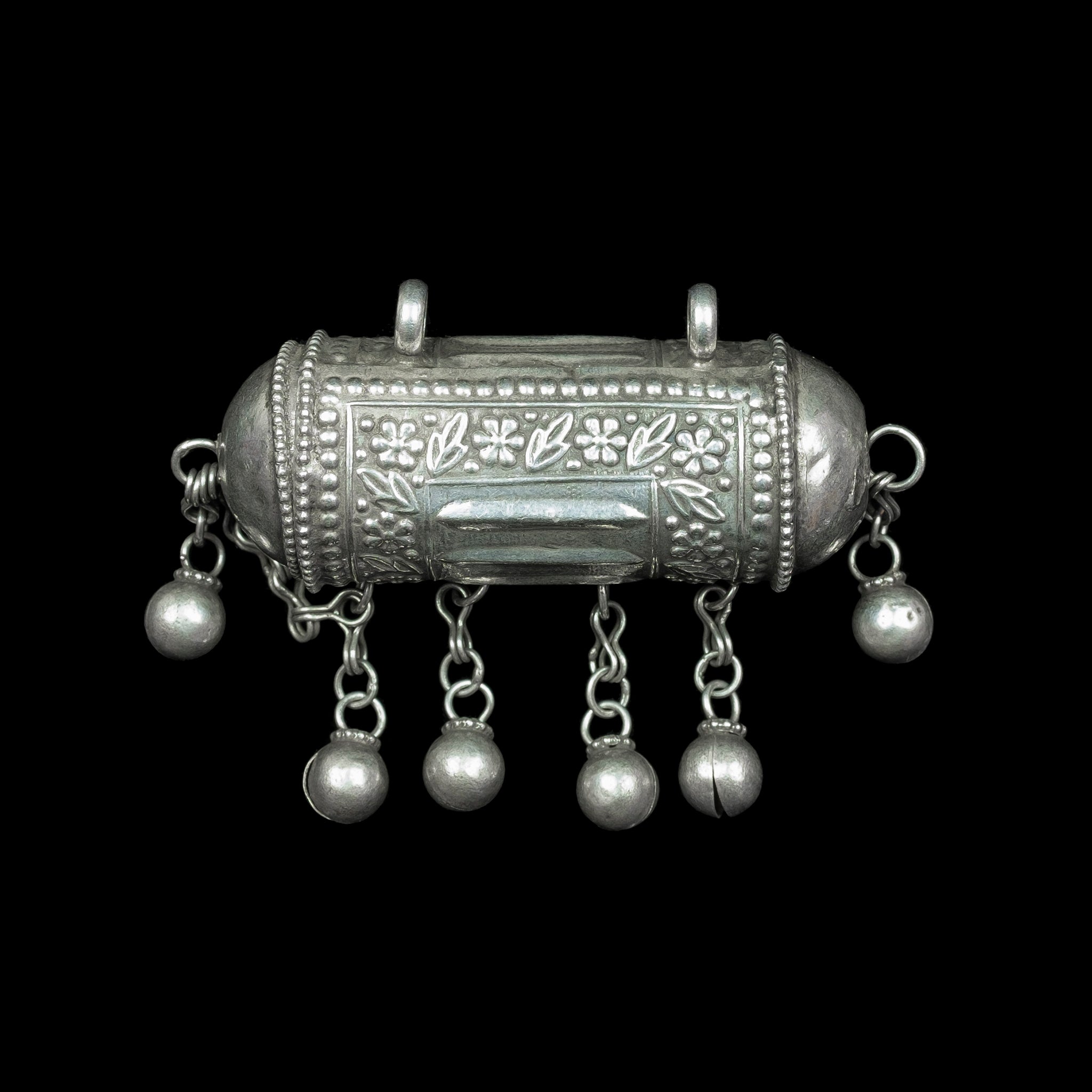 Silver Amulet from Yemen | Vintage Ethnic Jewellery | Yemen Jewellery