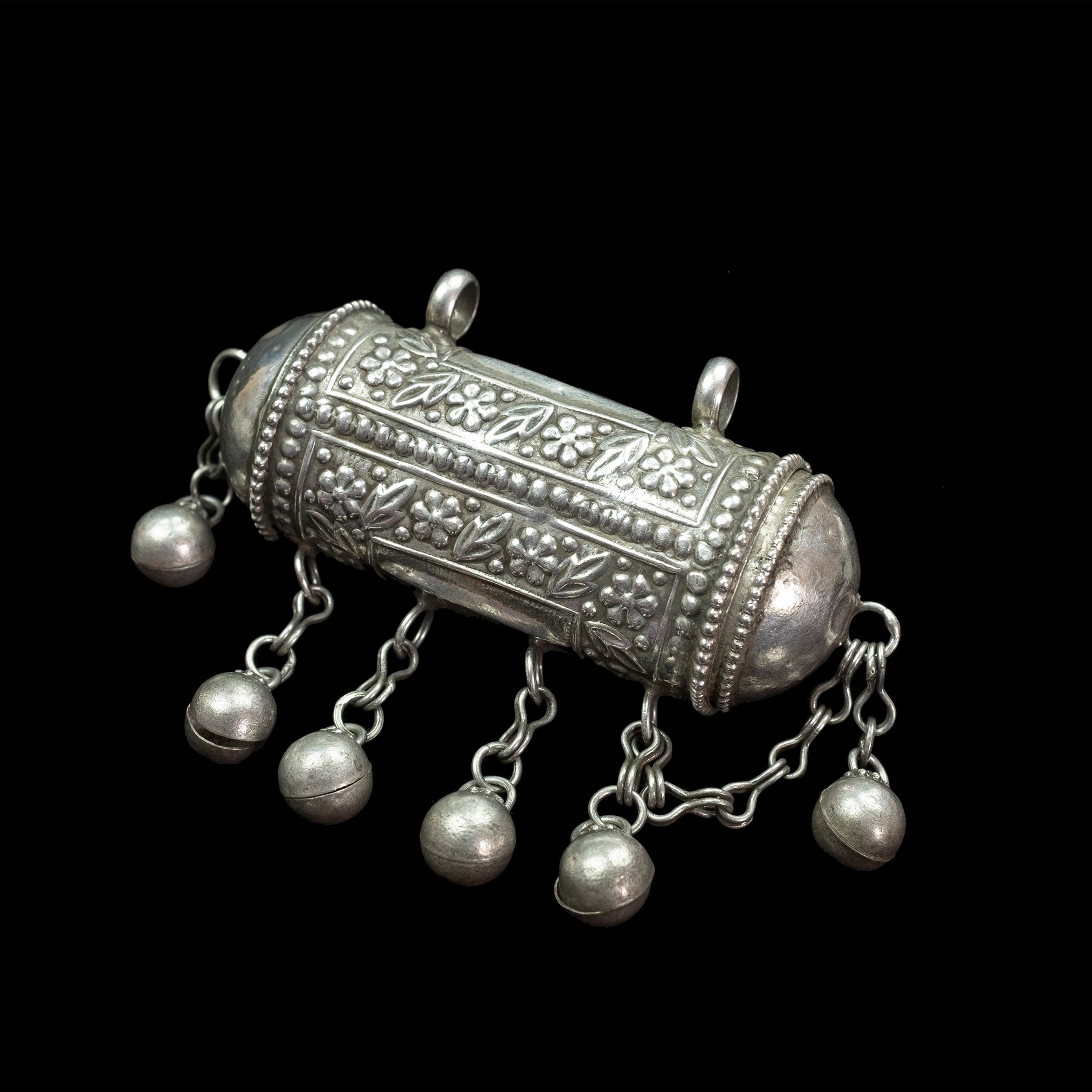 Silver Amulet from Yemen | Vintage Ethnic Jewellery | Yemen Jewellery