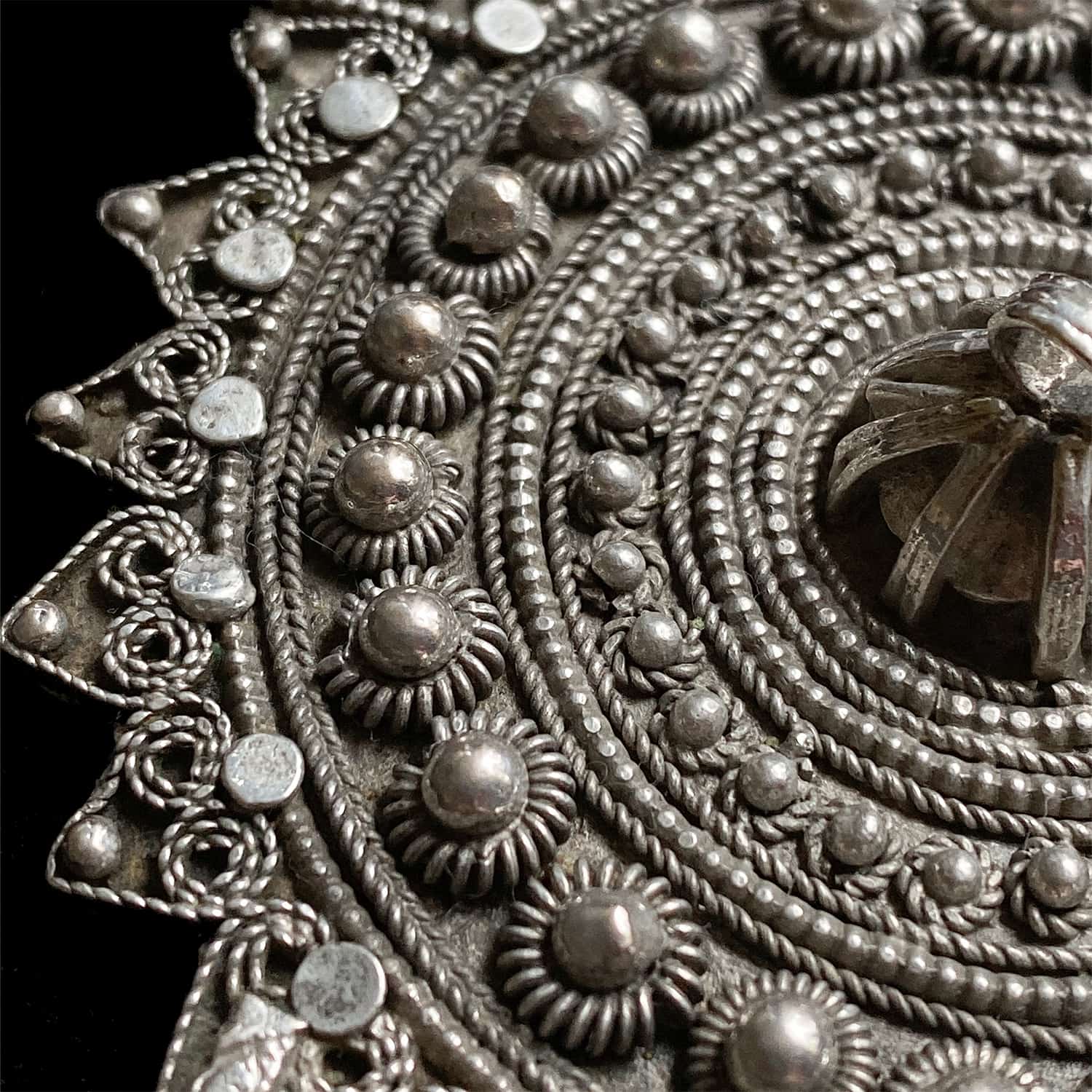 Silver Pendant from Yemen | Vintage Ethnic Jewellery